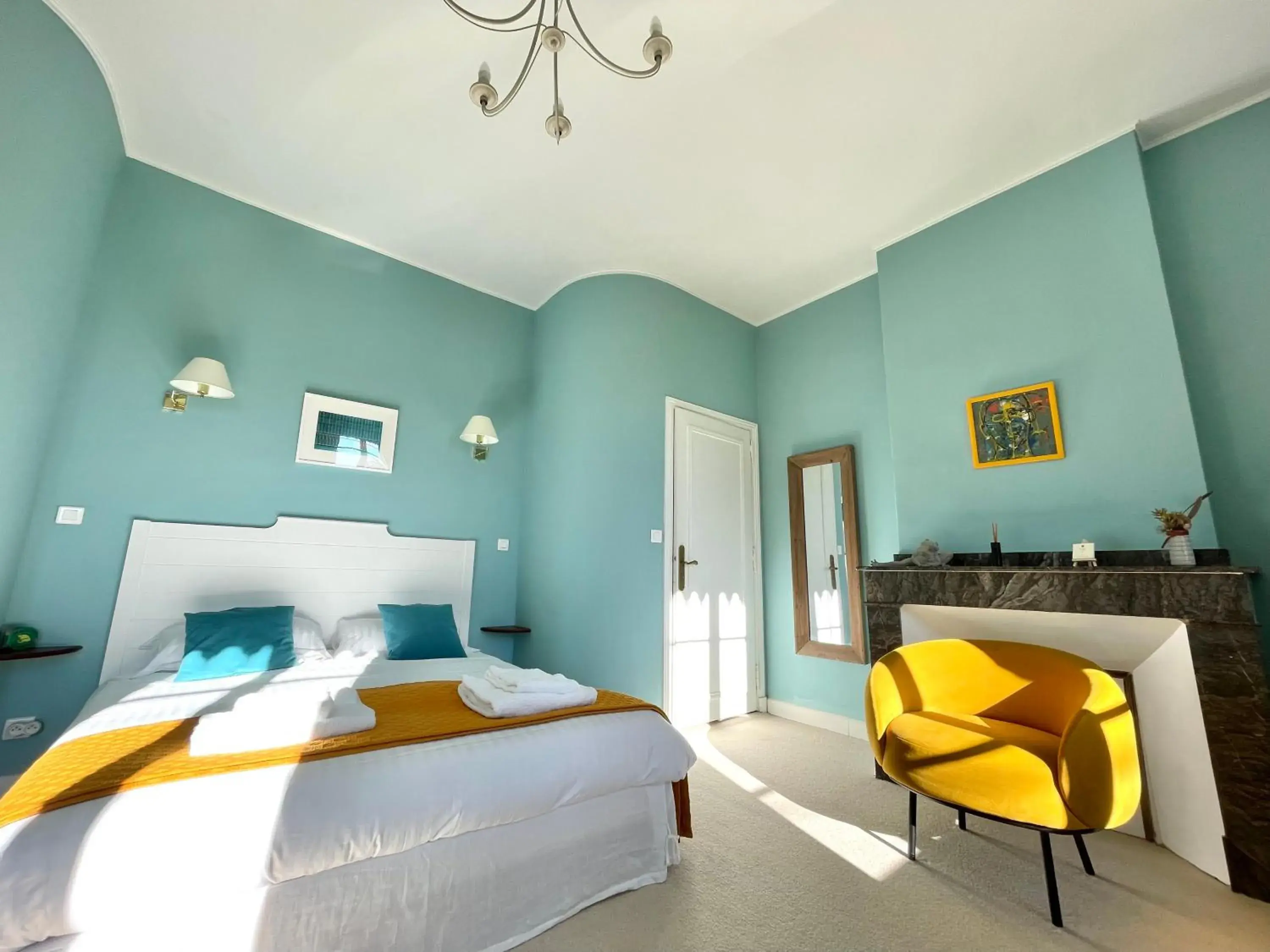 Double Room with Private Bathroom - single occupancy in La Mélanotte Double Room with Private Bathroom - single occupancy in La Mélanotte