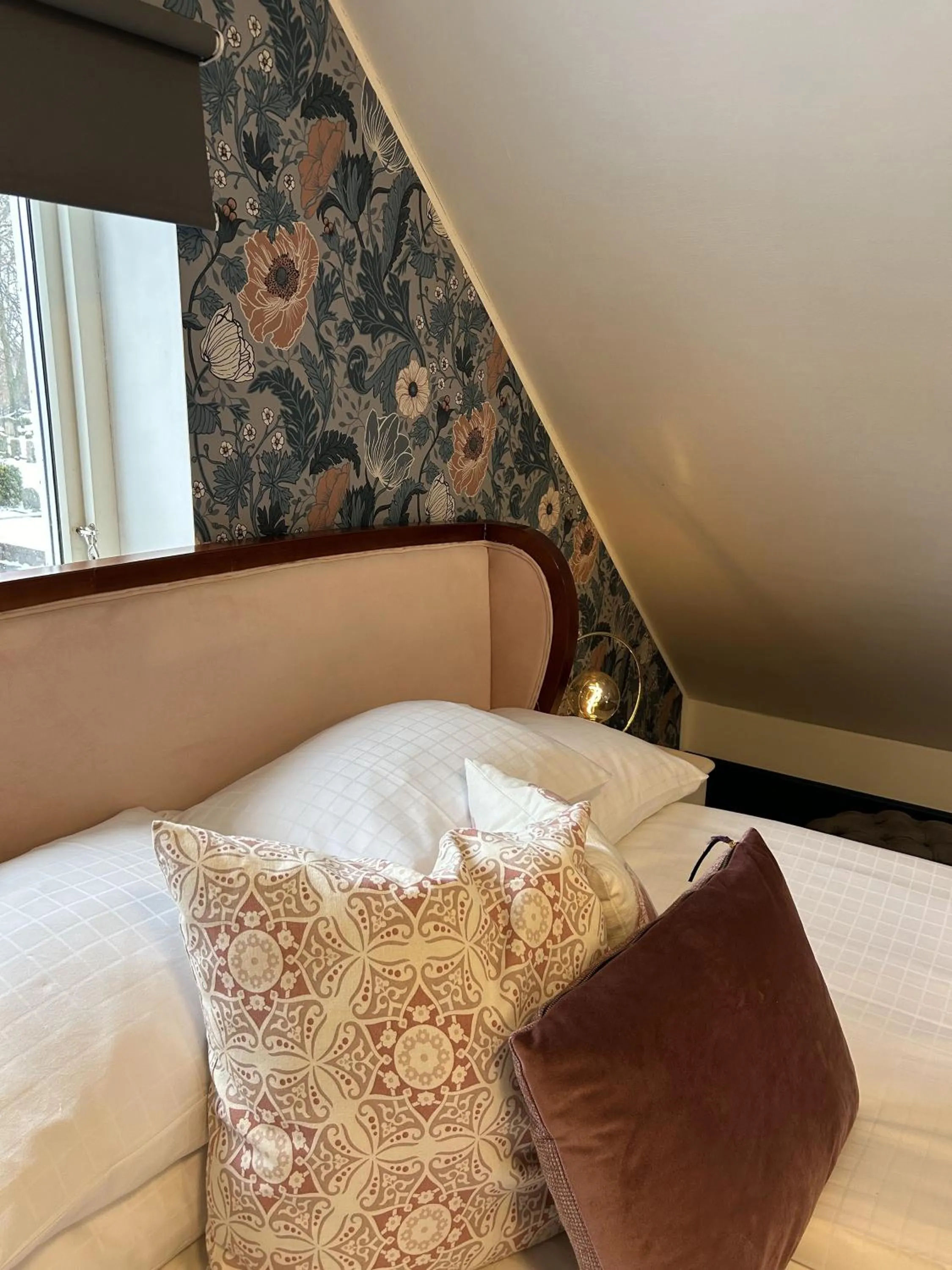 Bed in Halmstad Gårdshotell