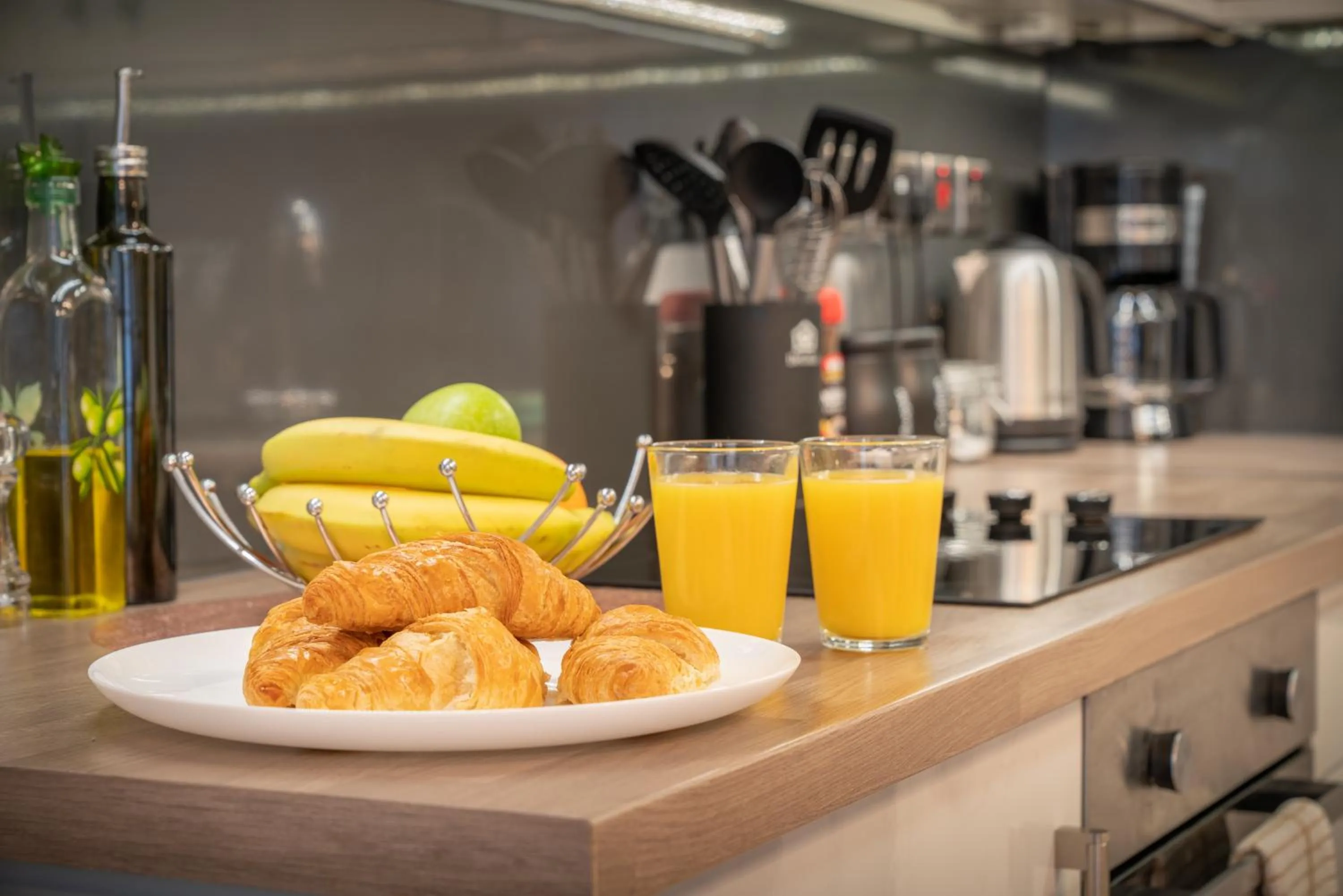Food close-up in Central Apartment With 55” Smart TV+Netflix