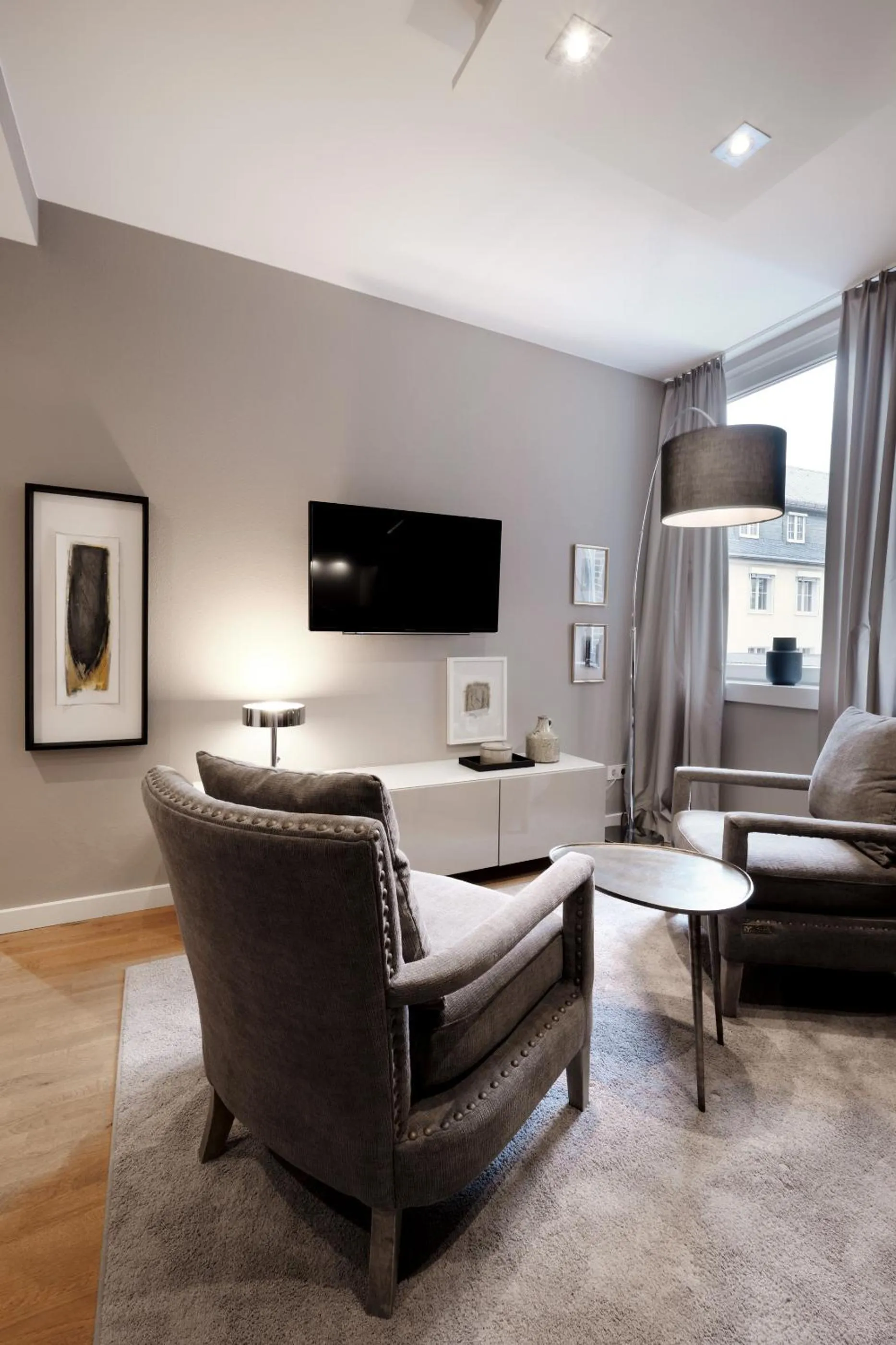 TV and multimedia in SAXX Apartments "Goldberg Karree"