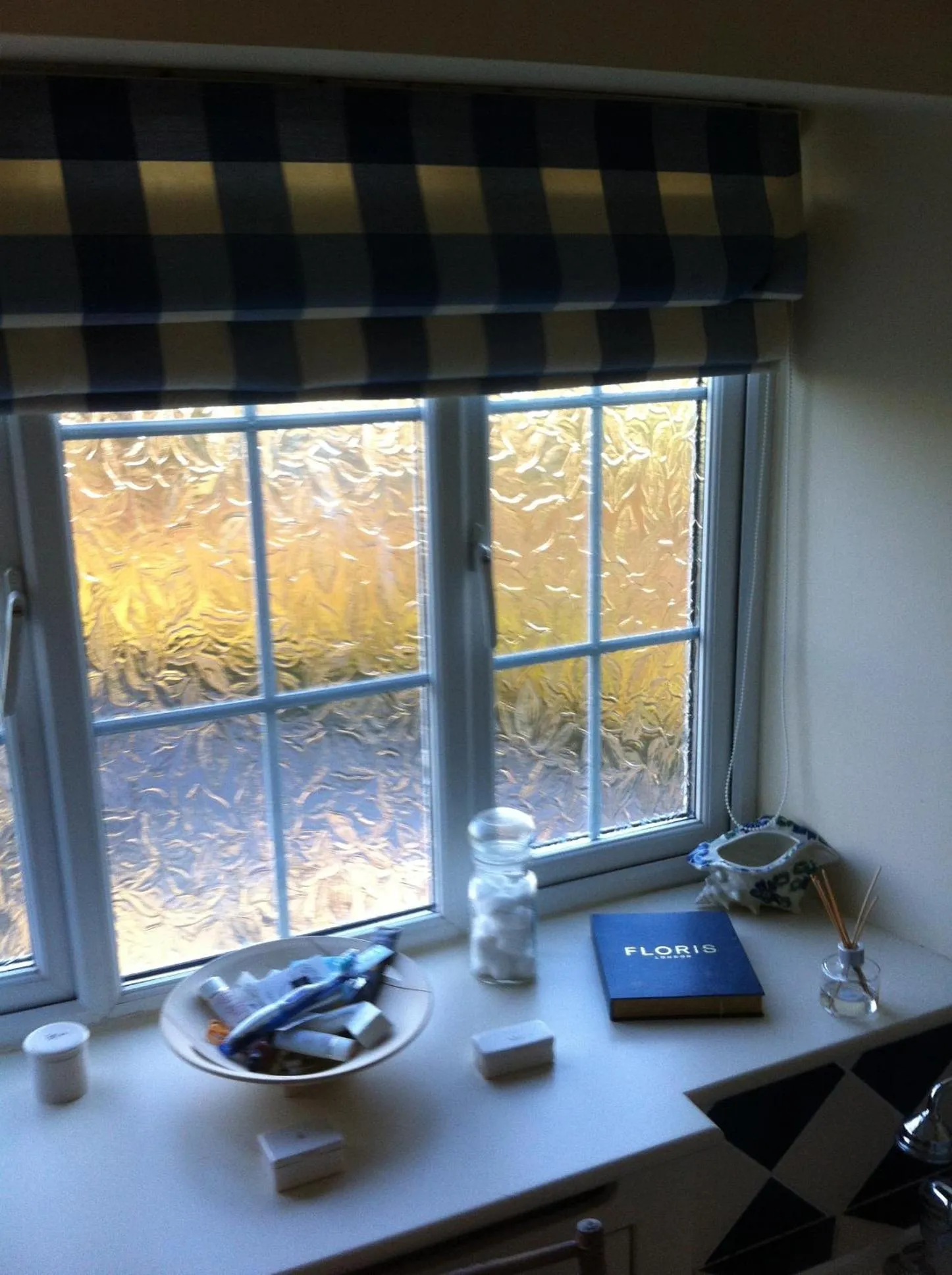 Bathroom in Petercott