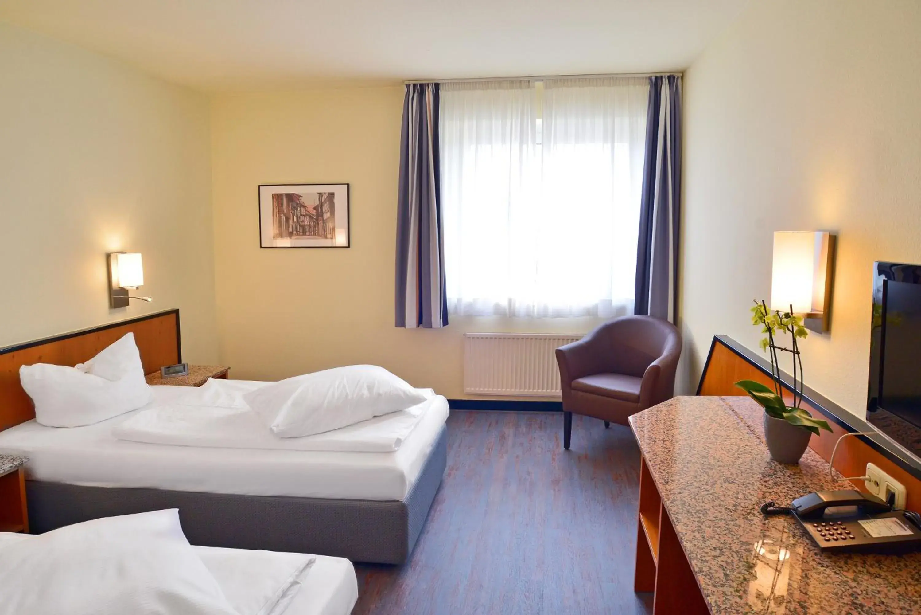 Standard Twin Room - single occupancy in Hotel Sachsen-Anhalt Standard Twin Room - single occupancy in Hotel Sachsen-Anhalt