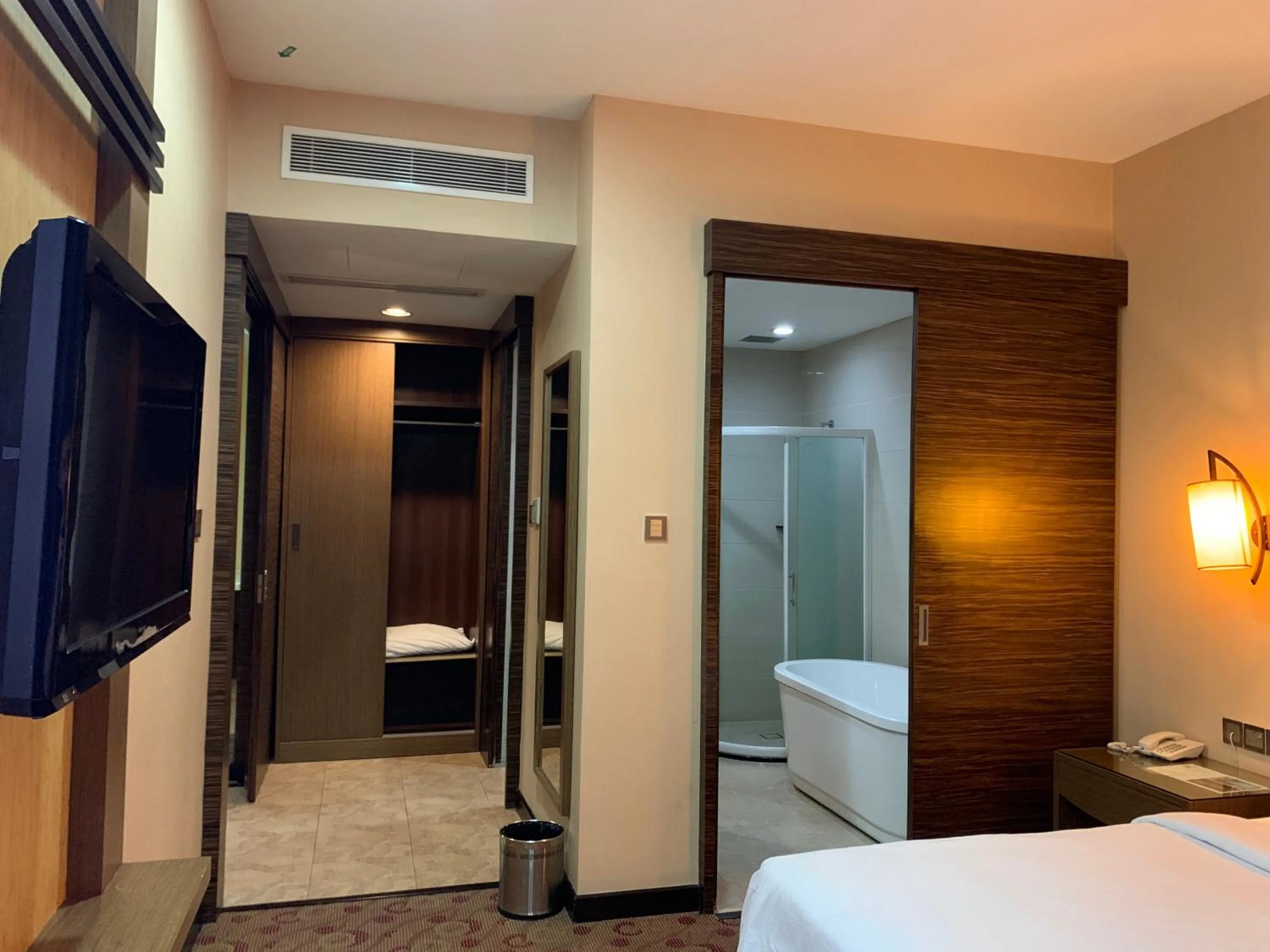 Photo of the whole room in Sento Hotel