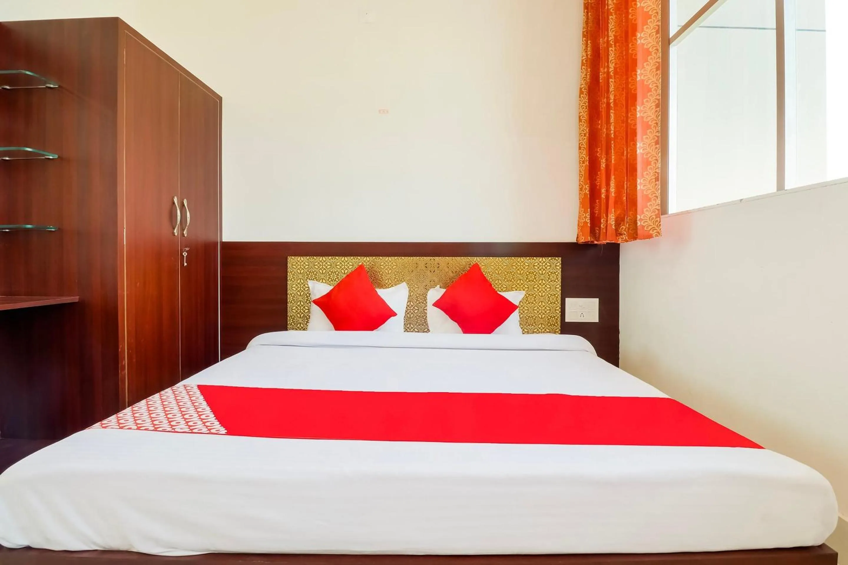 Bedroom in Hotel O Subham Residency