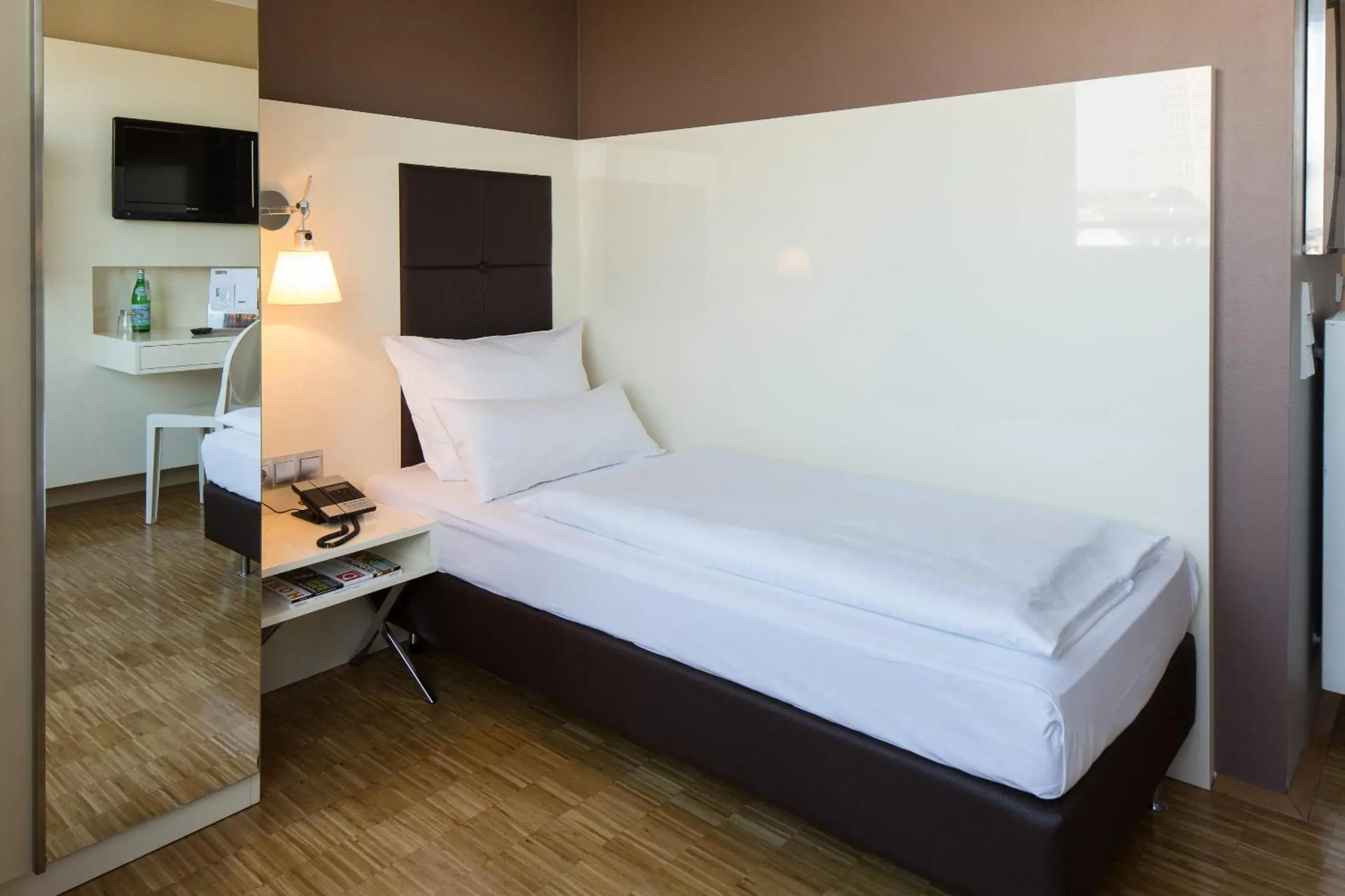 Single Room in Hotel Santo Single Room in Hotel Santo