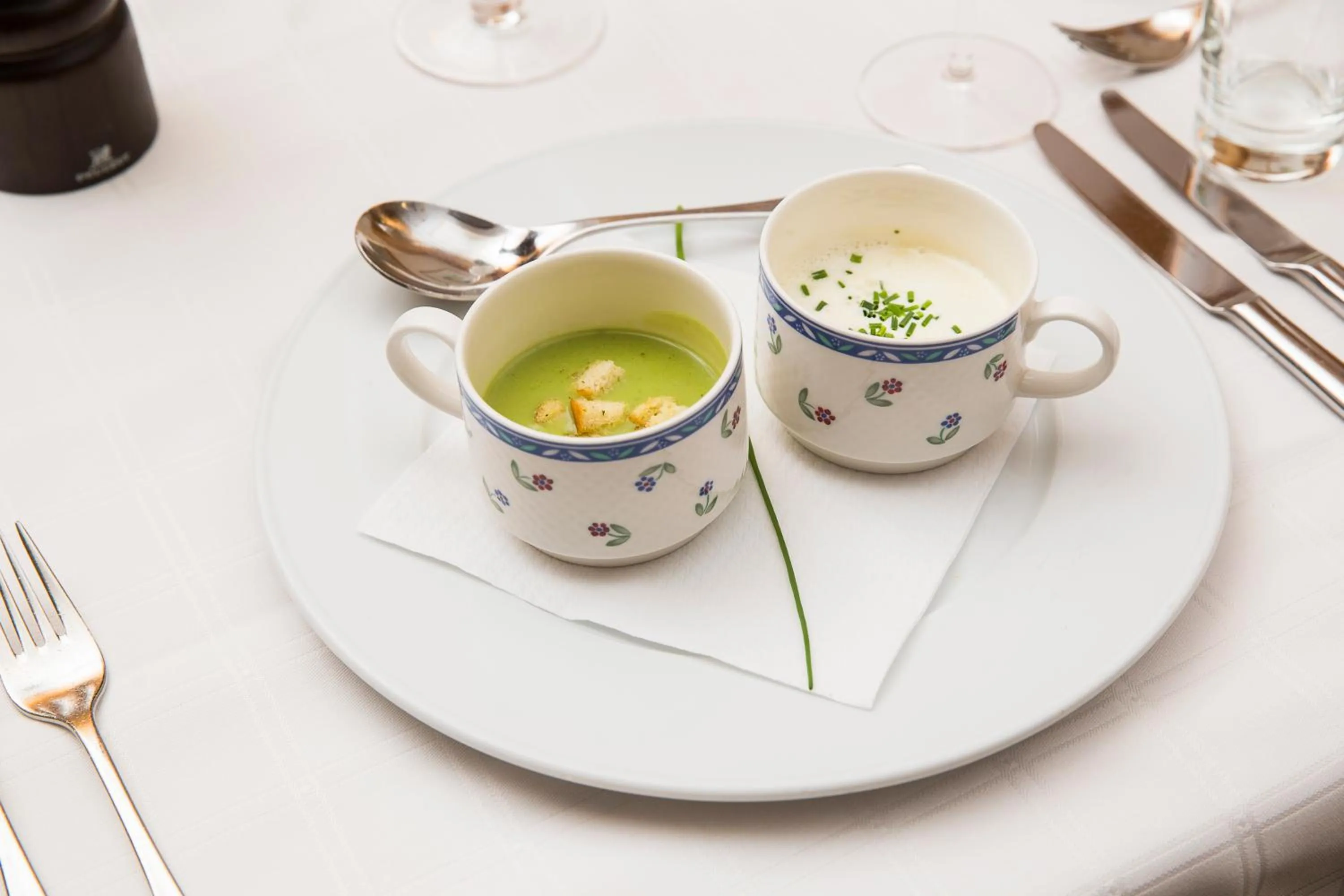 Restaurant/places to eat in Hotel-Restaurant Gollner