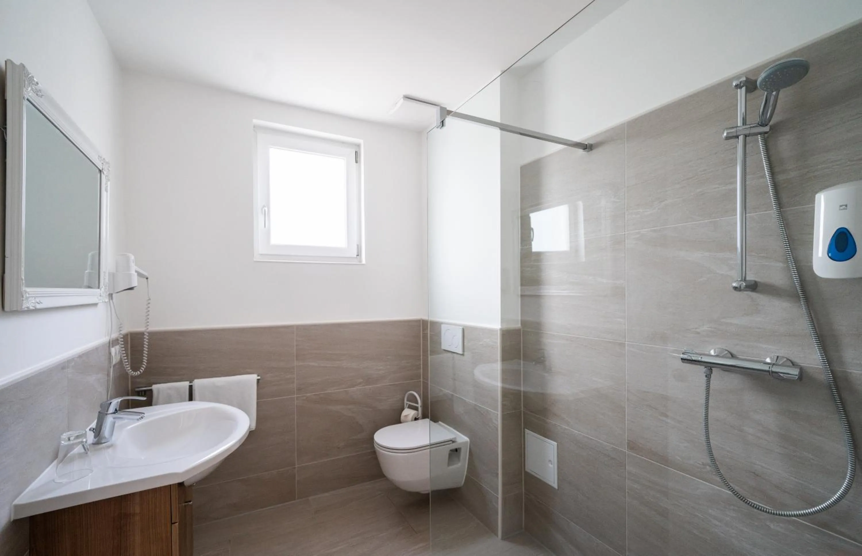 Bathroom in Hotel-Restaurant Gollner