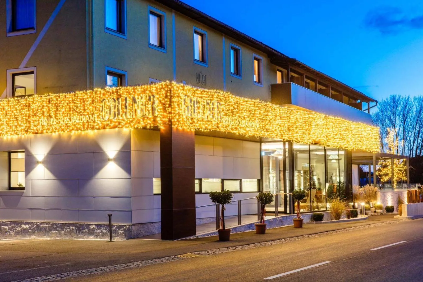 Facade/entrance in Hotel-Restaurant Gollner