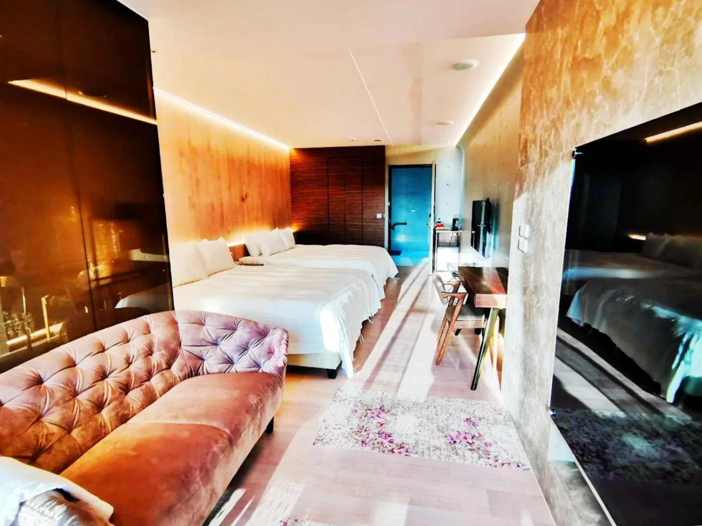 Photo of the whole room, Bed in Kenting Gala Vineyard