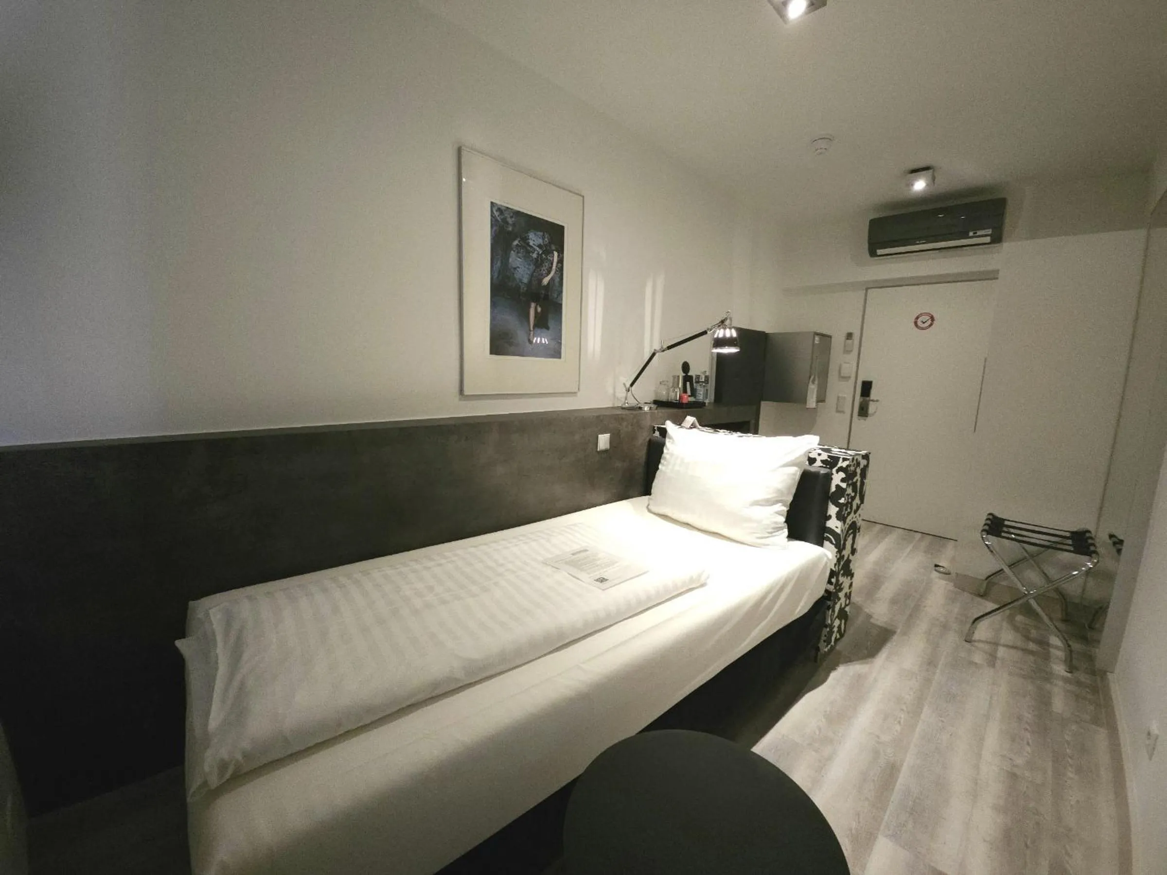 Photo of the whole room, Bed in Hotel Amadeus