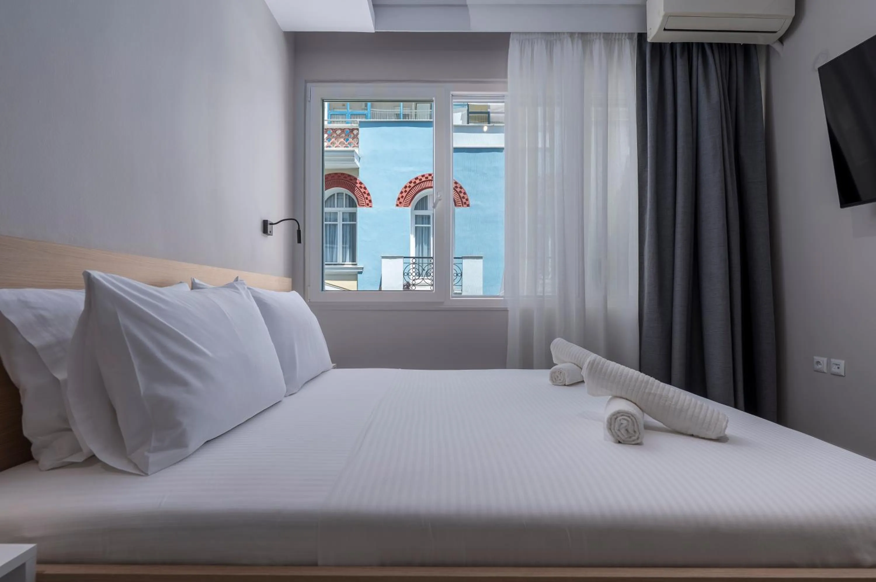 Bed in Your City Level