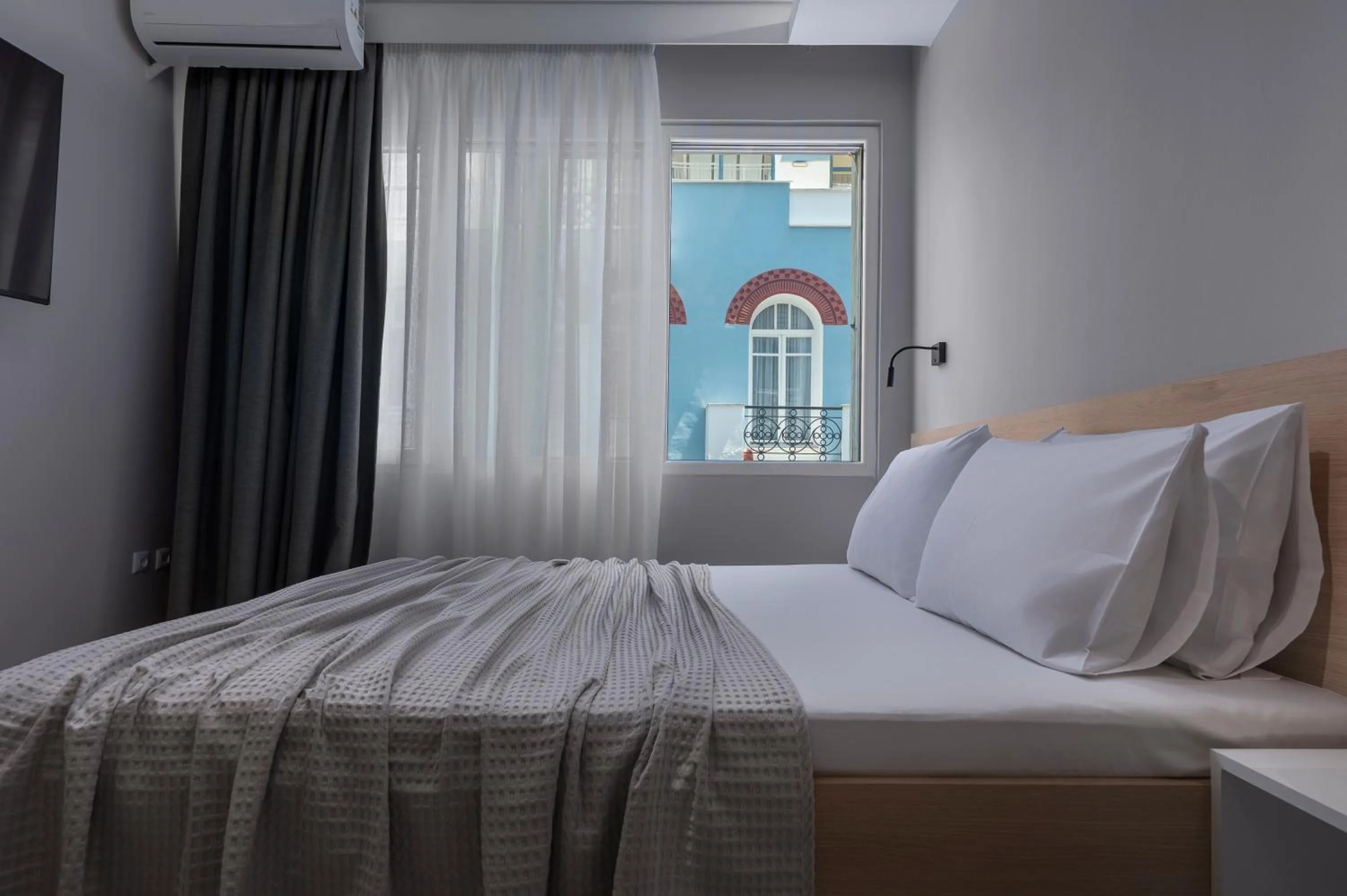 Bed in Your City Level