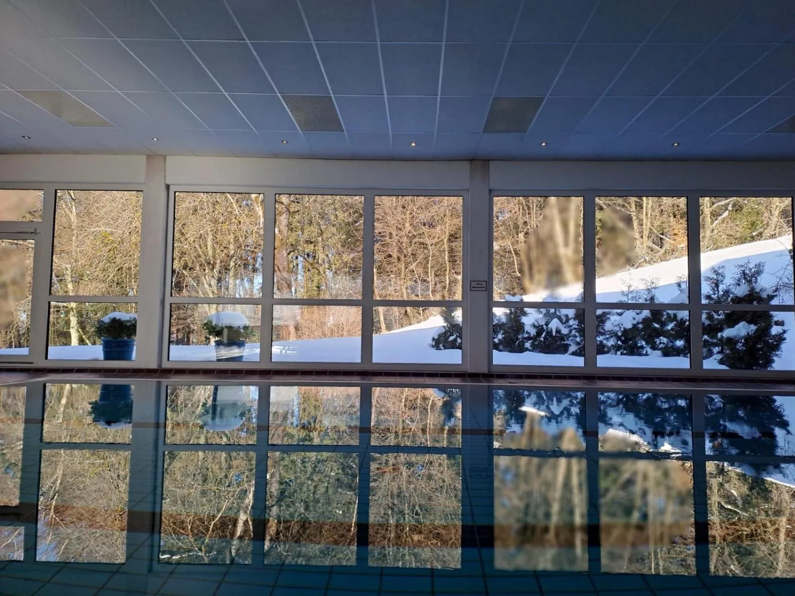 Swimming pool in Hotel Winterberg Resort