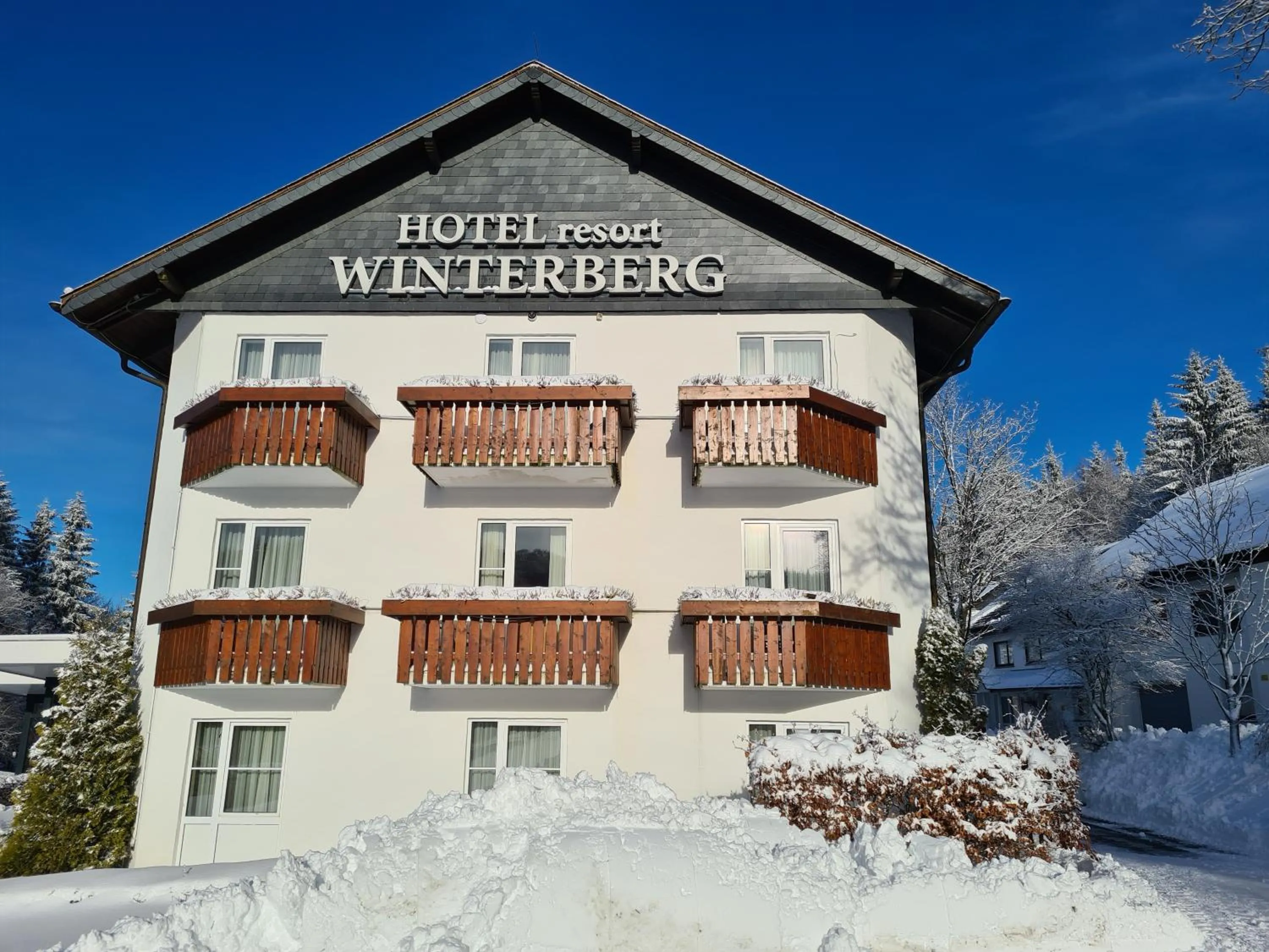 Property building in Hotel Winterberg Resort