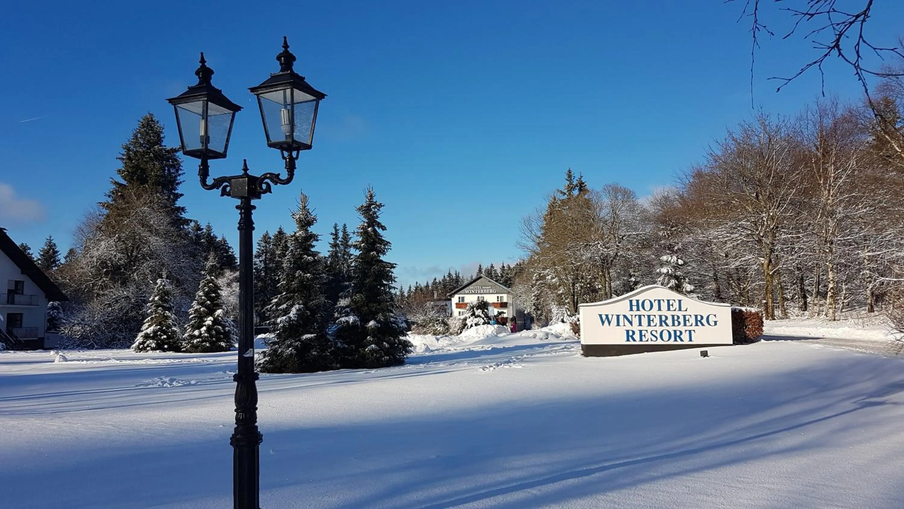Property building in Hotel Winterberg Resort