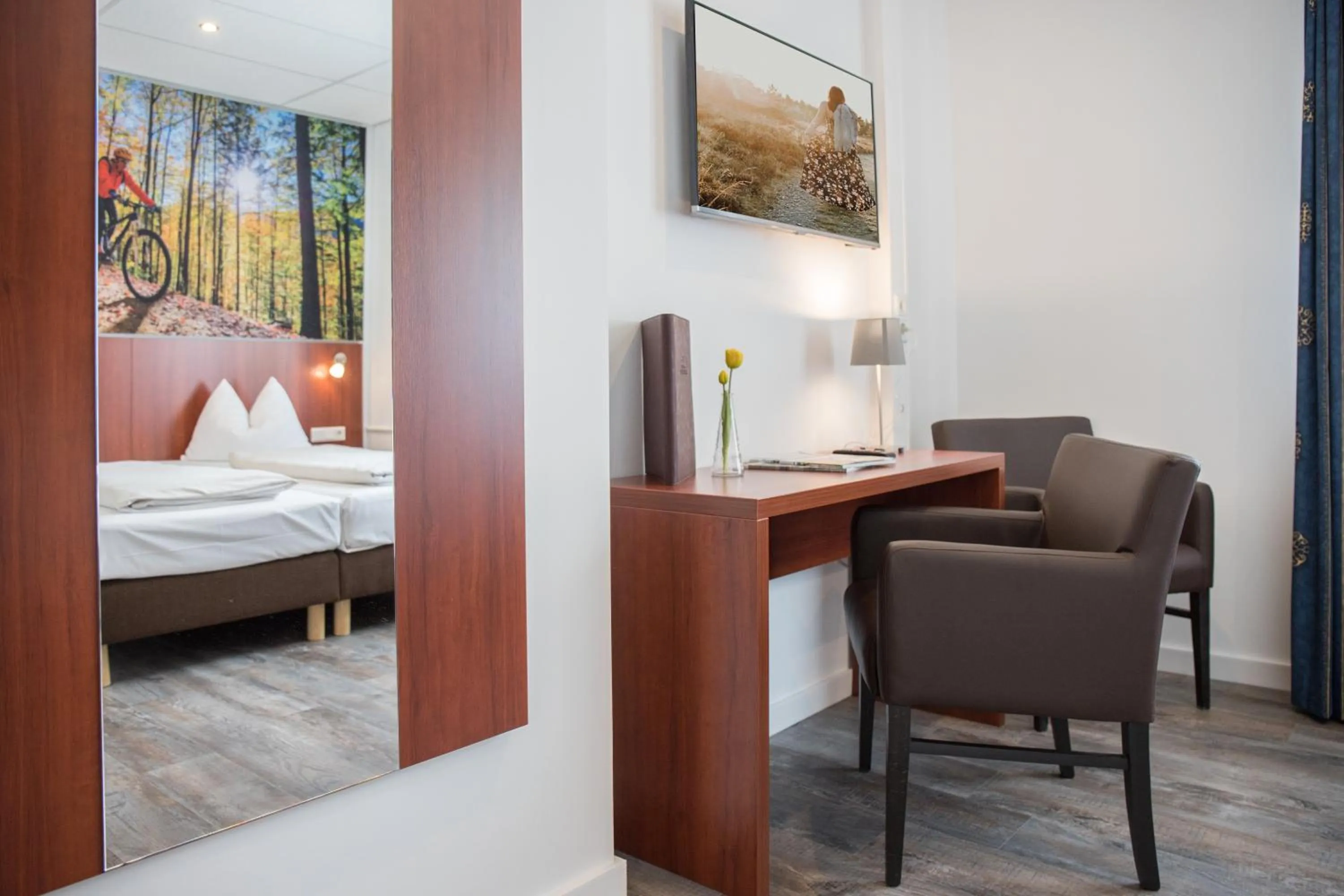 Photo of the whole room, Bed in Hotel Winterberg Resort