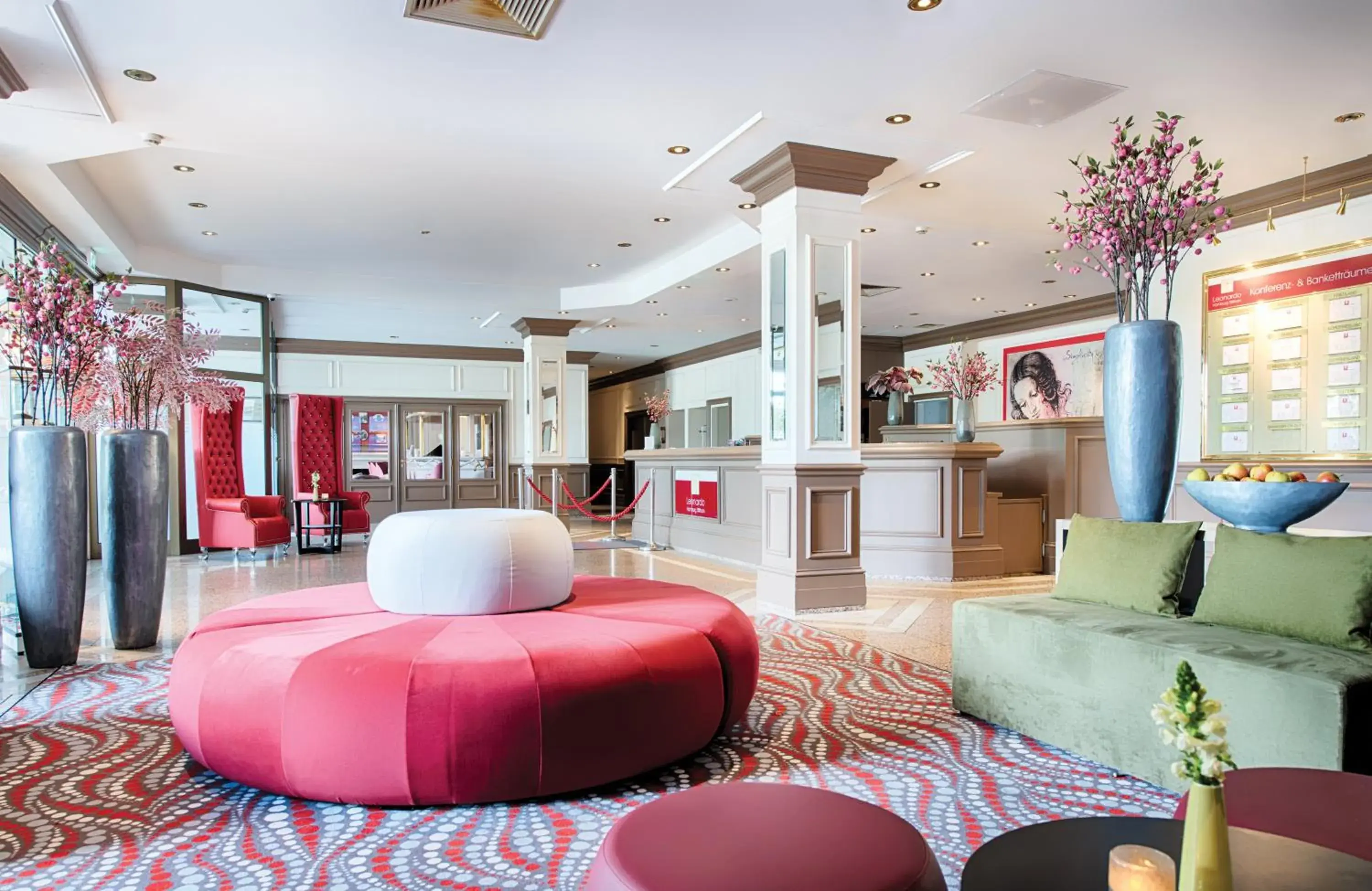 Lobby or reception in Leonardo Hotel Hamburg Stillhorn Lobby or reception in Leonardo Hotel Hamburg Stillhorn