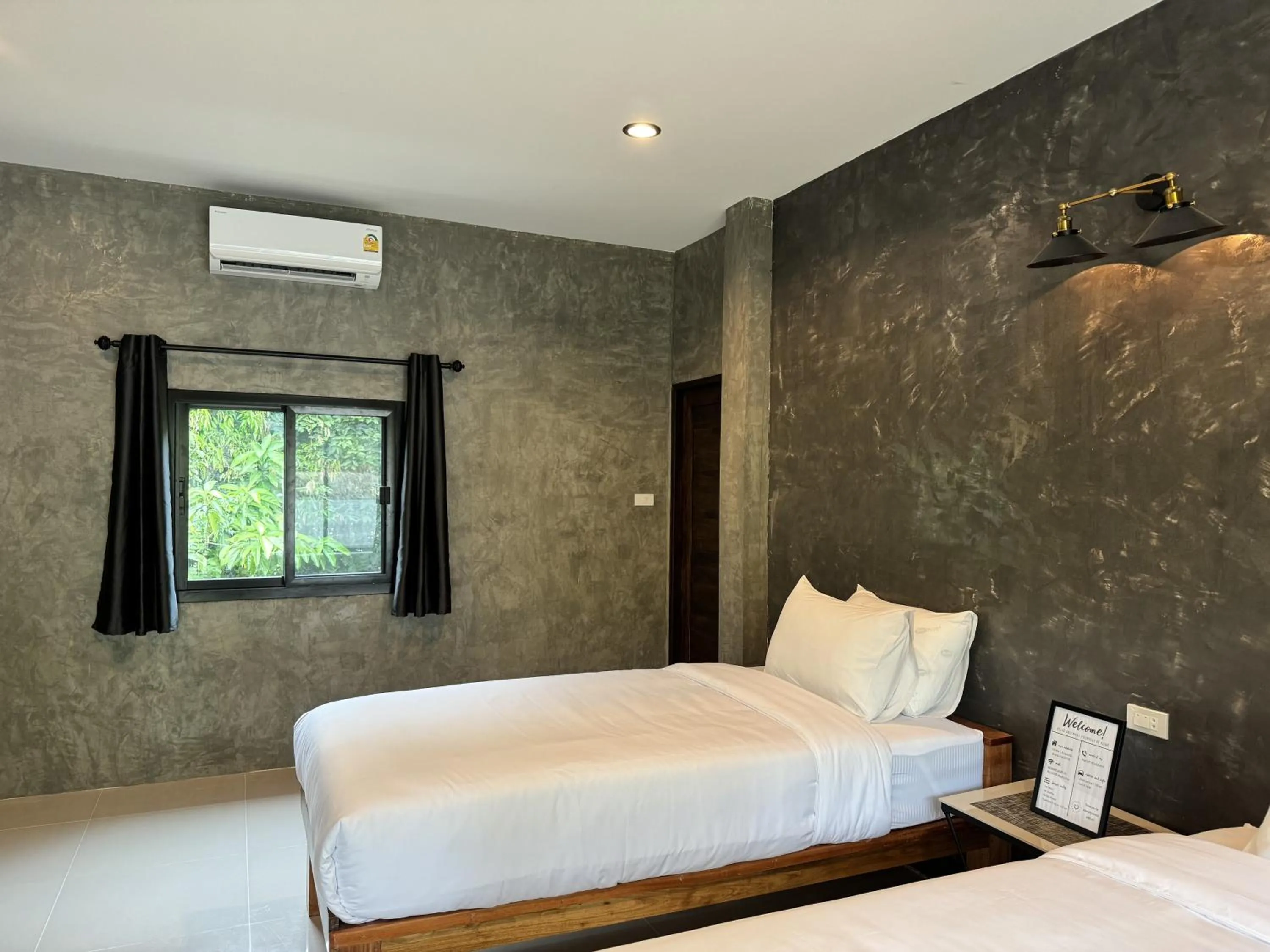 Bed in BAAN CHAINARONG