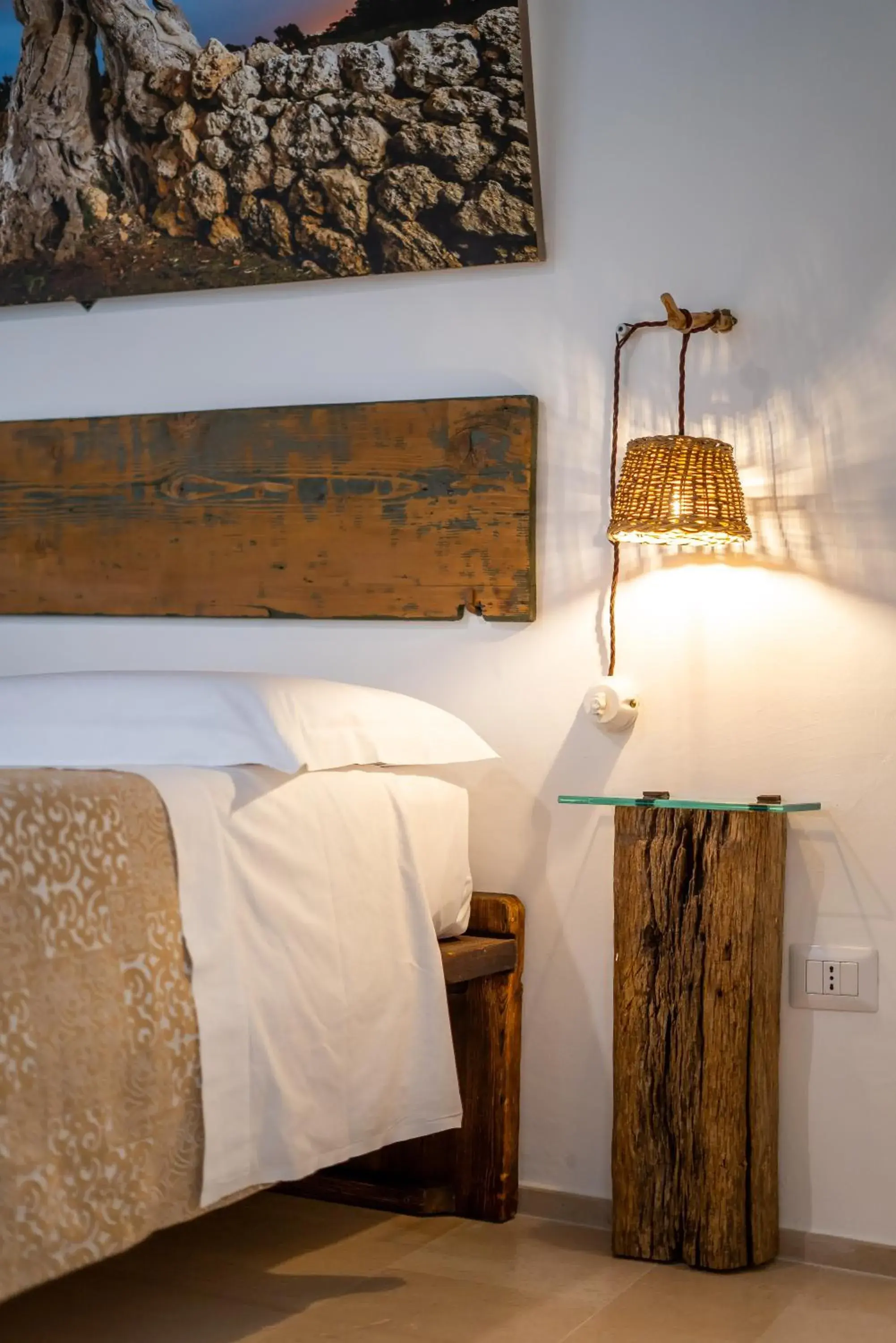 Bed in Trulli Holiday Deluxe & Wellness Bed in Trulli Holiday Deluxe & Wellness