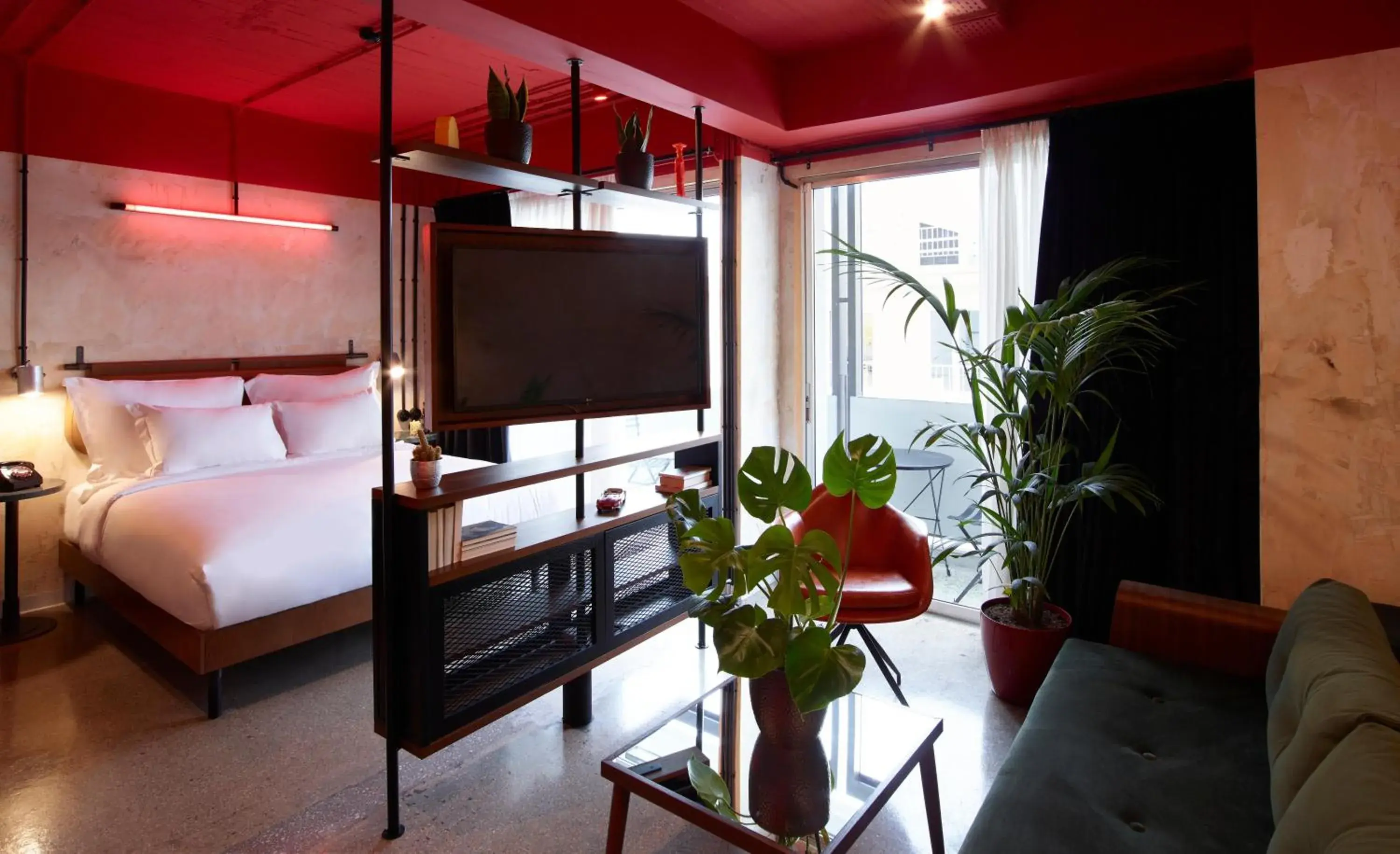 Photo of the whole room, Bed in Dave Red Athens, a member of Brown Hotels Photo of the whole room, Bed in Dave Red Athens, a member of Brown Hotels