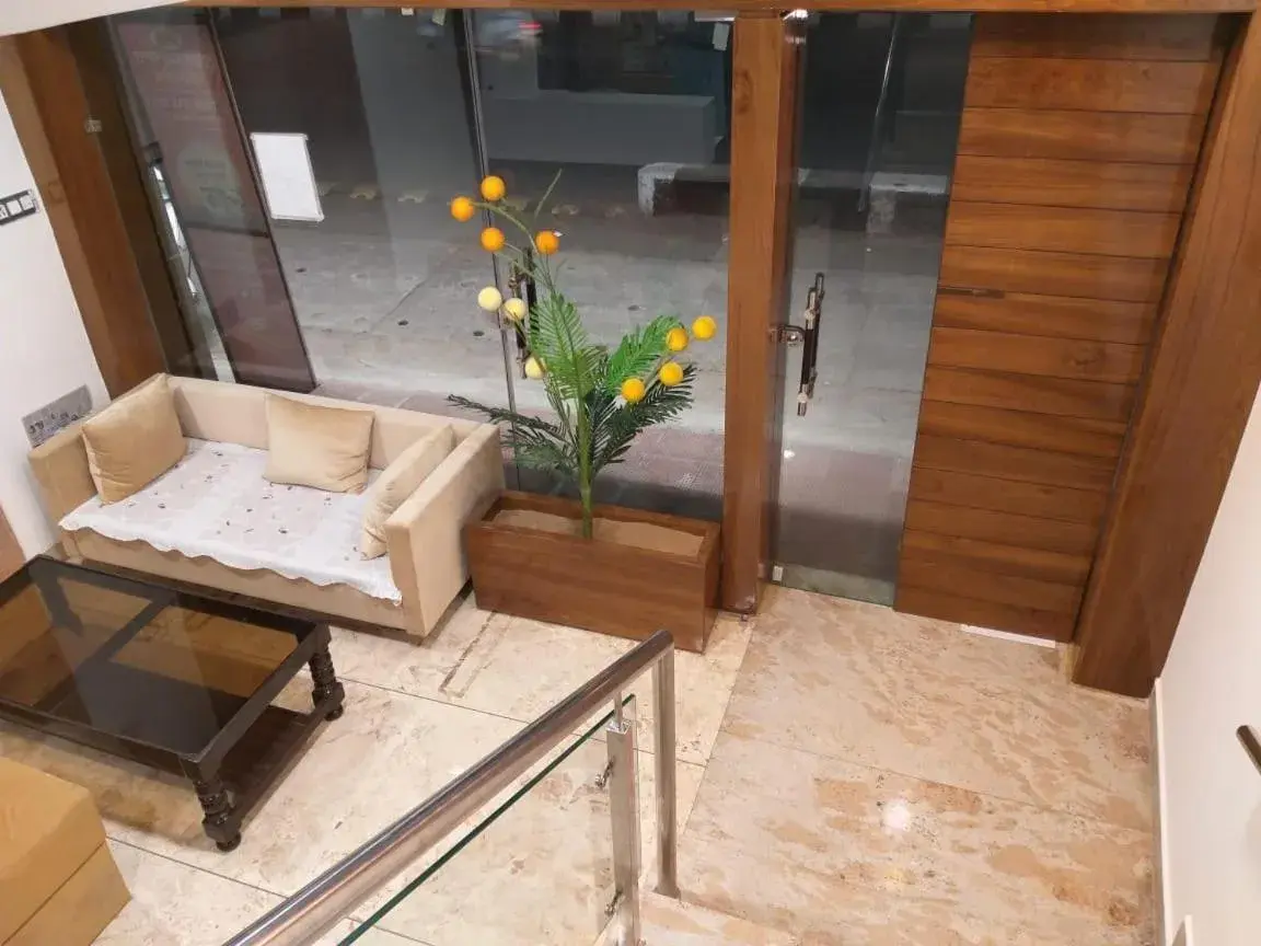 Lobby or reception in lords residency Lobby or reception in lords residency