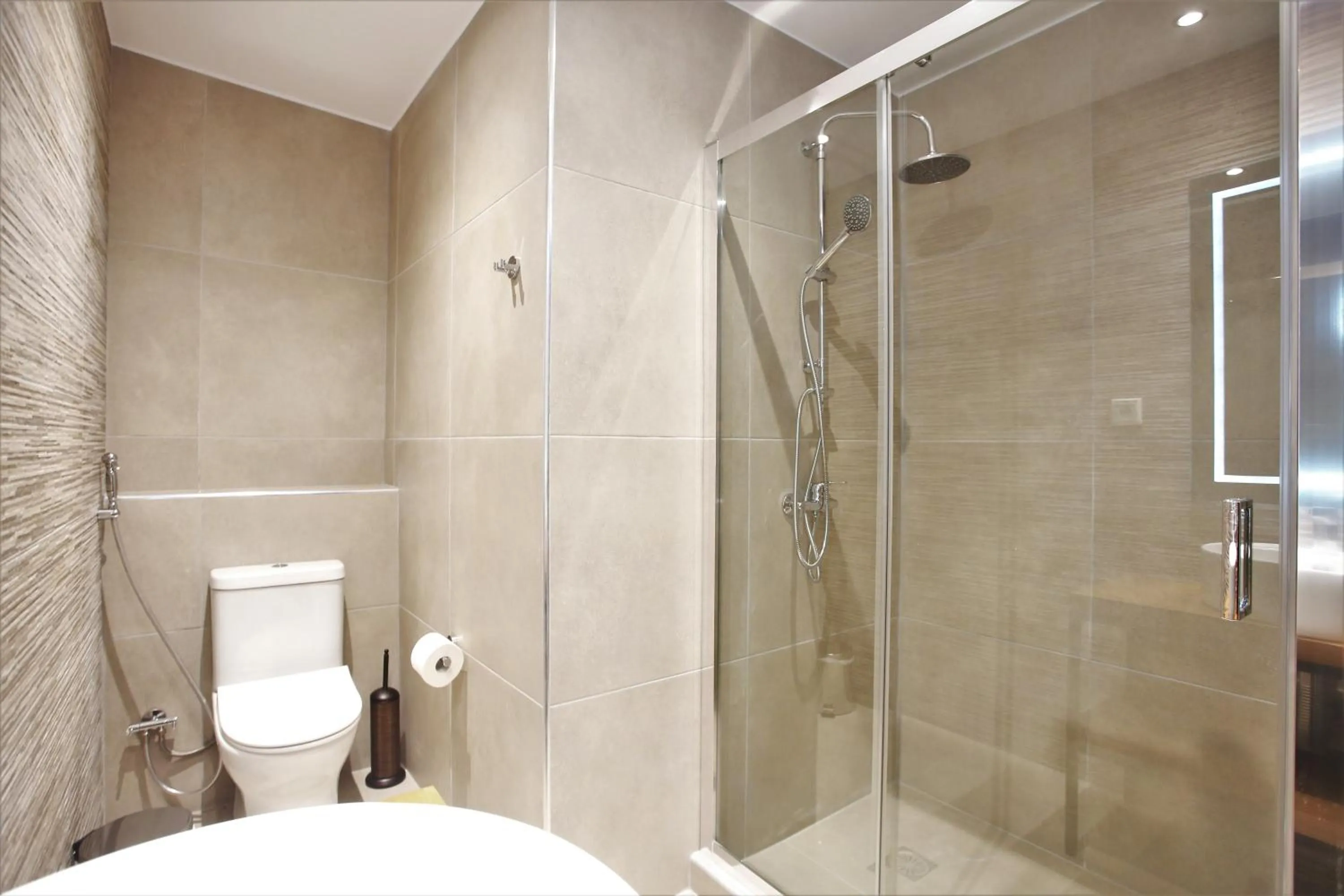 Bathroom in Aethon Airport Project-FREE SHUTTLE by GK Properties