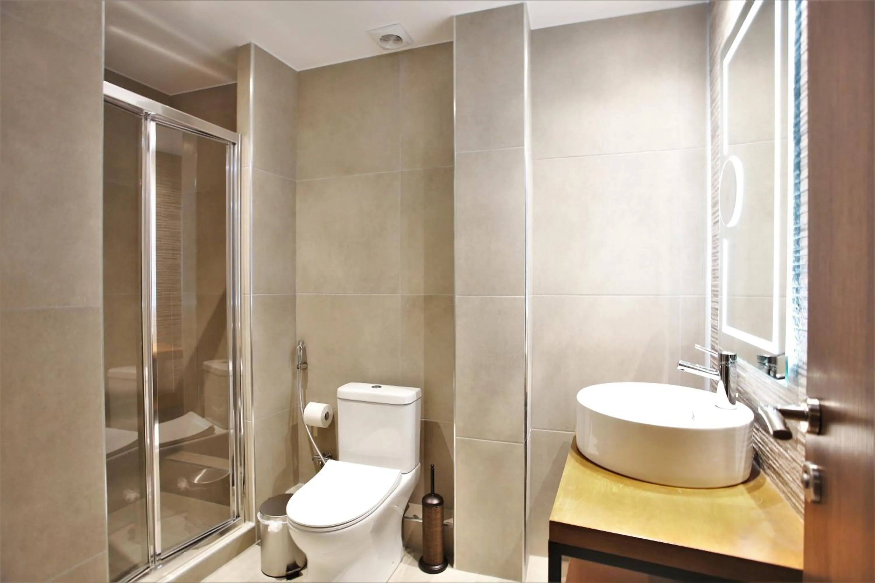 Bathroom in Aethon Airport Project-FREE SHUTTLE by GK Properties