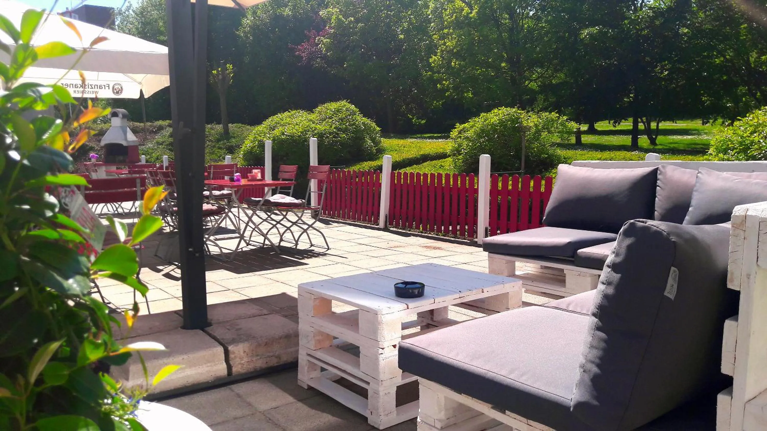 Garden in Hotel Oberhausen Neue Mitte affiliated by Meliá