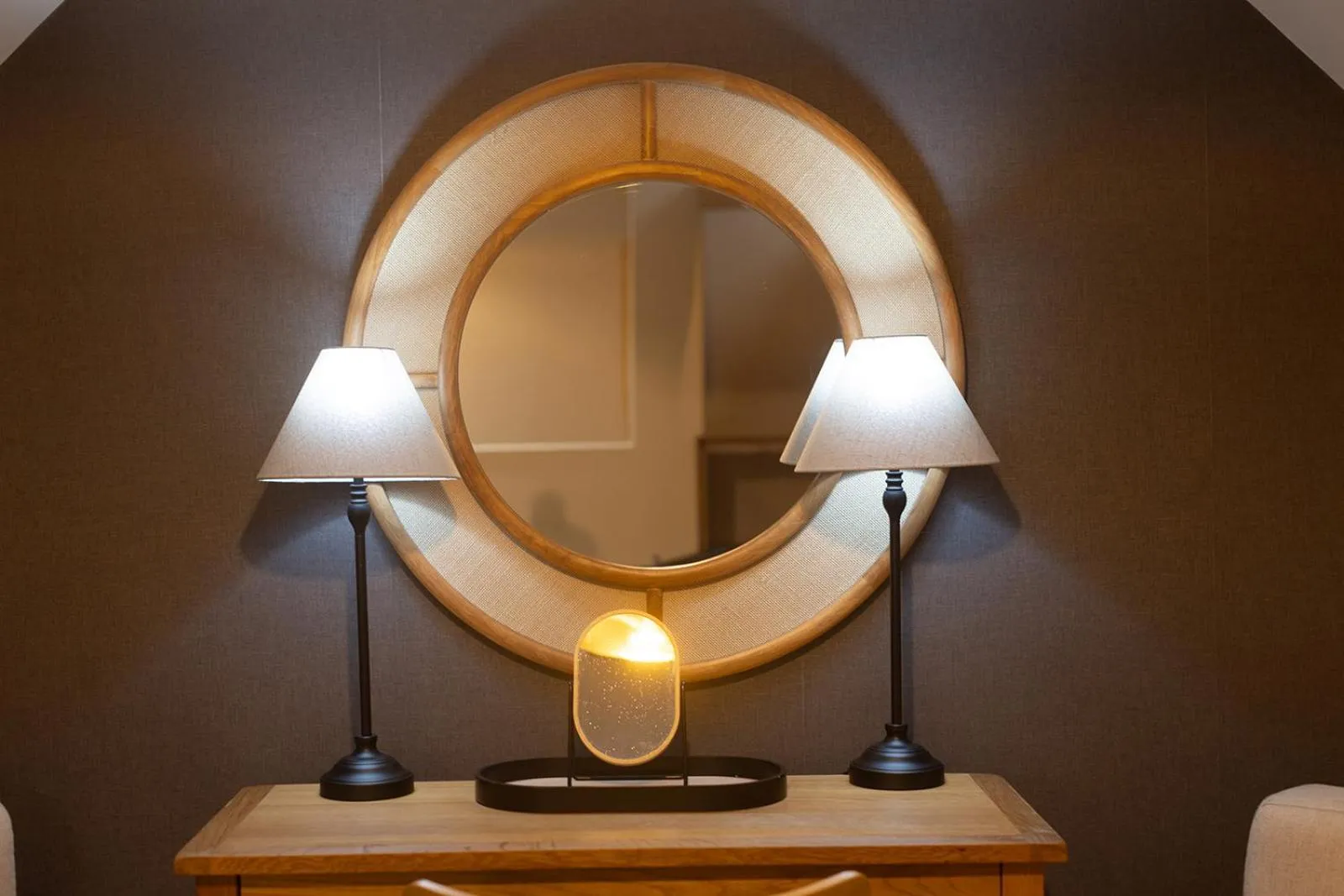 Property building in Glenview Luss