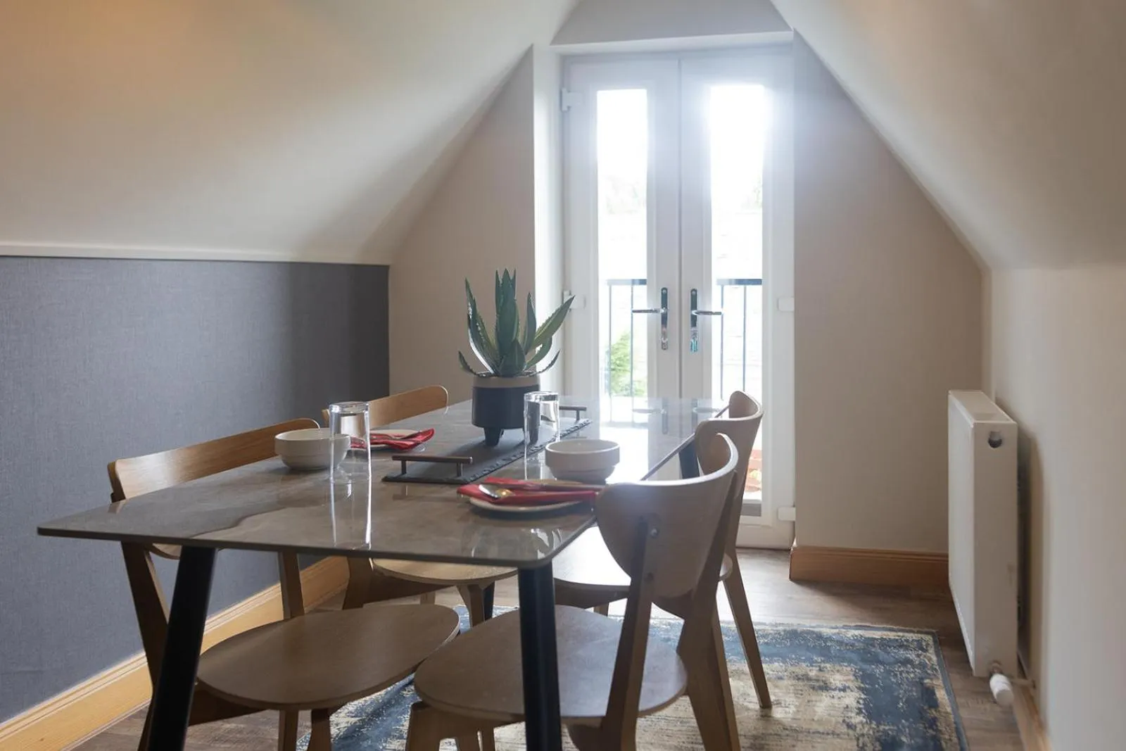 Dining area in Glenview Luss