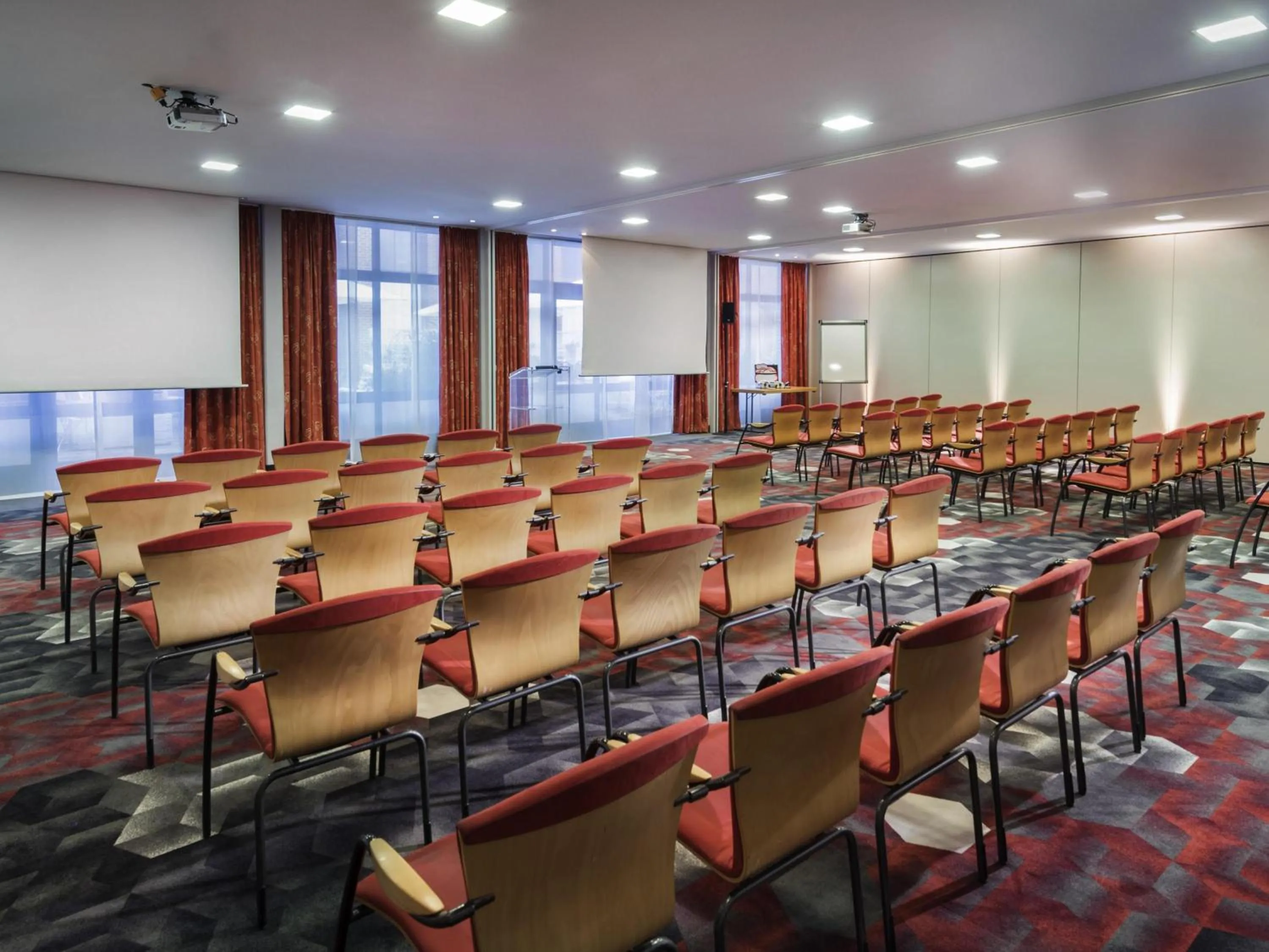 Meeting/conference room in Mercure Hotel München Neuperlach Süd