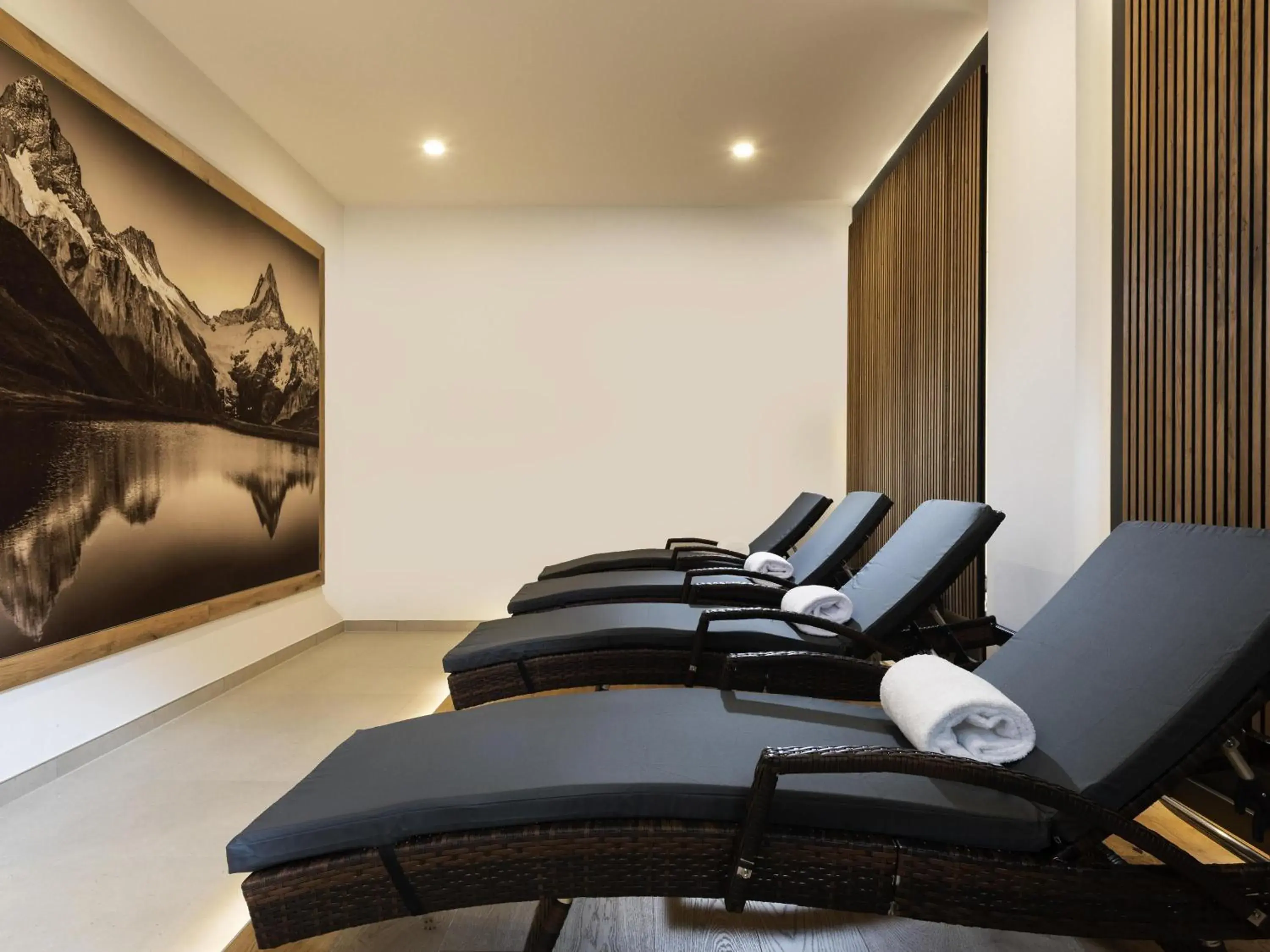 Spa and wellness centre/facilities in Mercure Hotel München Neuperlach Süd Spa and wellness centre/facilities in Mercure Hotel München Neuperlach Süd