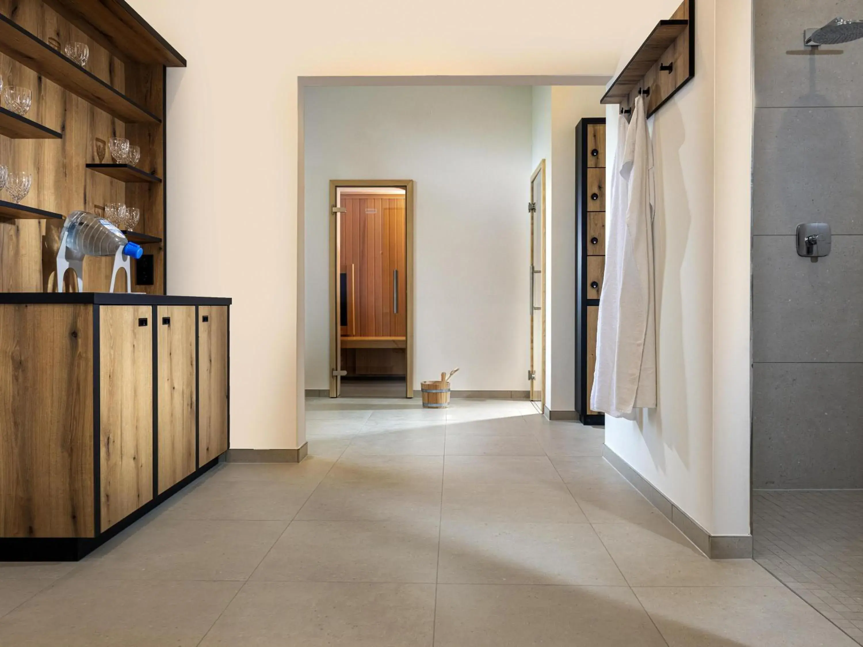 Spa and wellness centre/facilities in Mercure Hotel München Neuperlach Süd Spa and wellness centre/facilities in Mercure Hotel München Neuperlach Süd