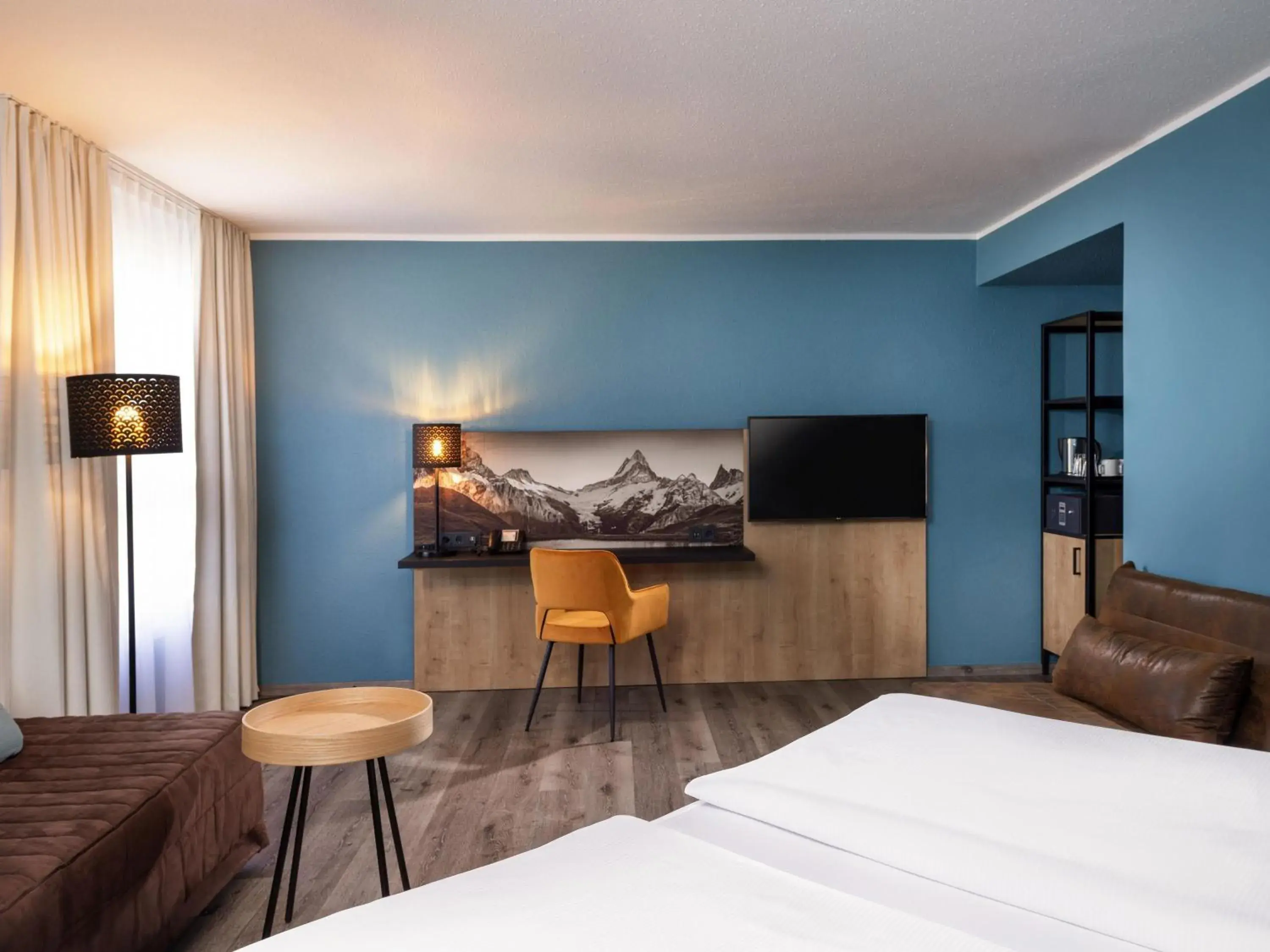 Bedroom, Bed in Mercure Hotel München Neuperlach Süd Bedroom, Bed in Mercure Hotel München Neuperlach Süd