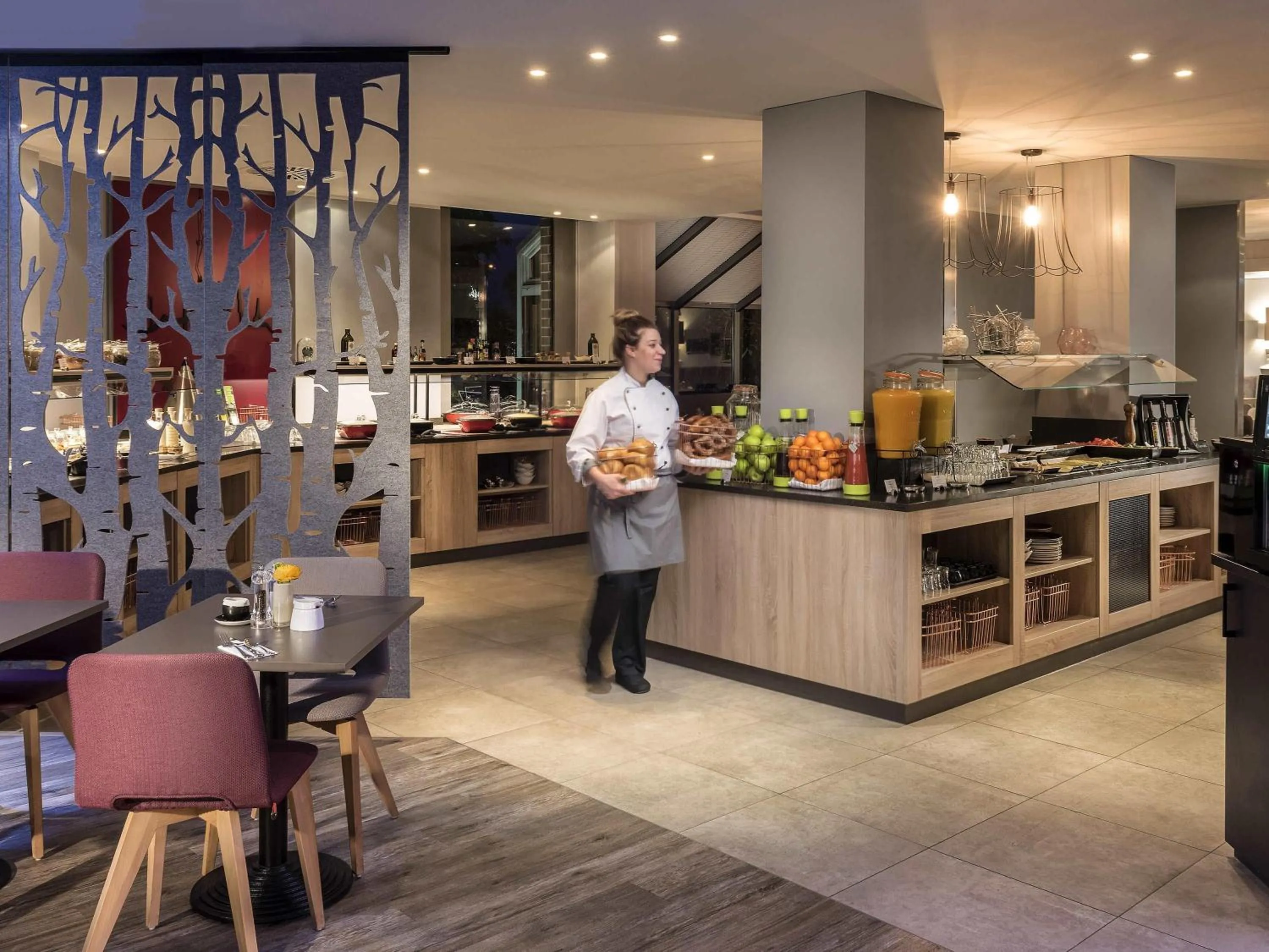 Restaurant/places to eat in Mercure Hotel München Neuperlach Süd