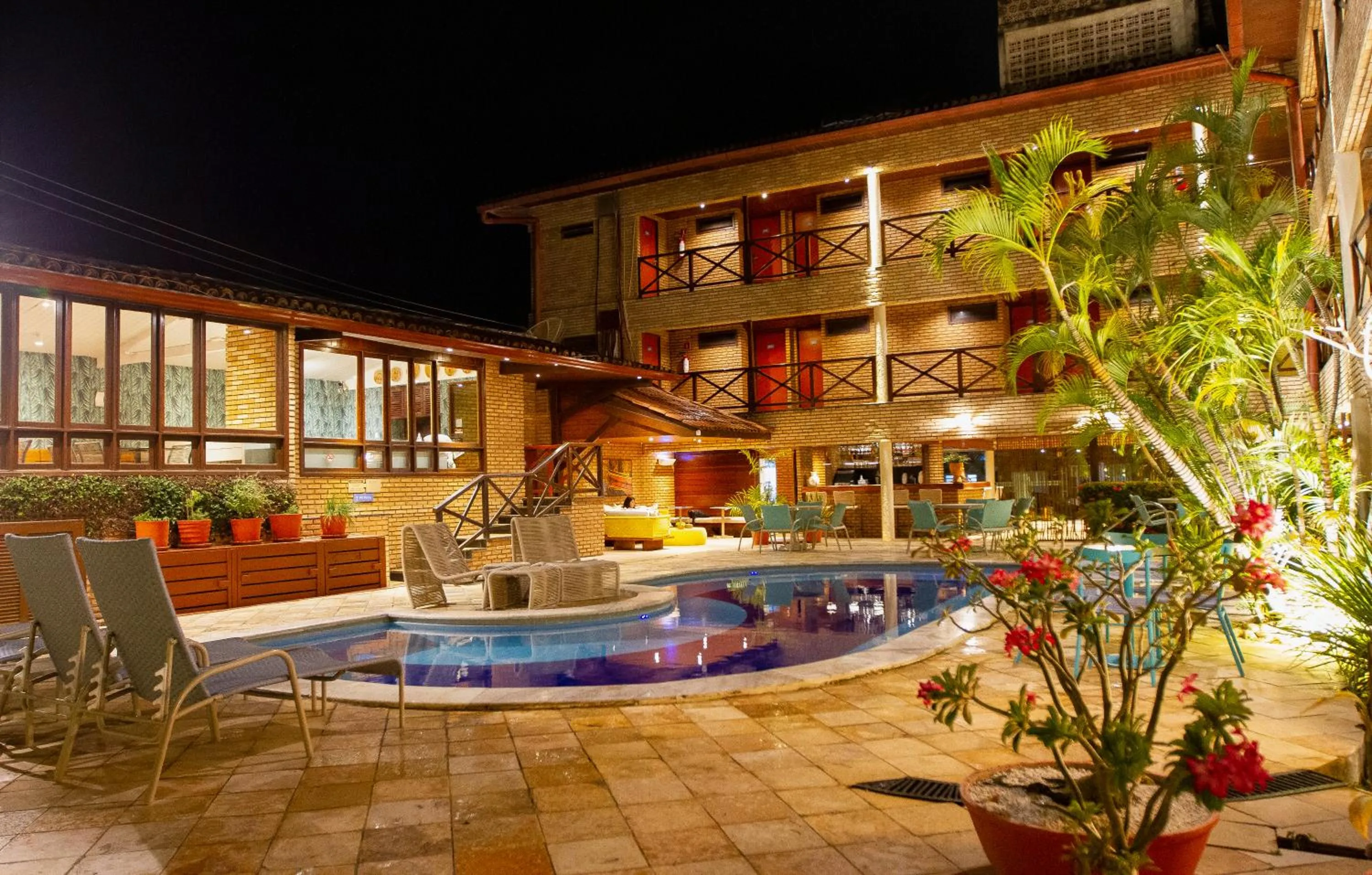 Swimming pool in Hotel Areias Belas