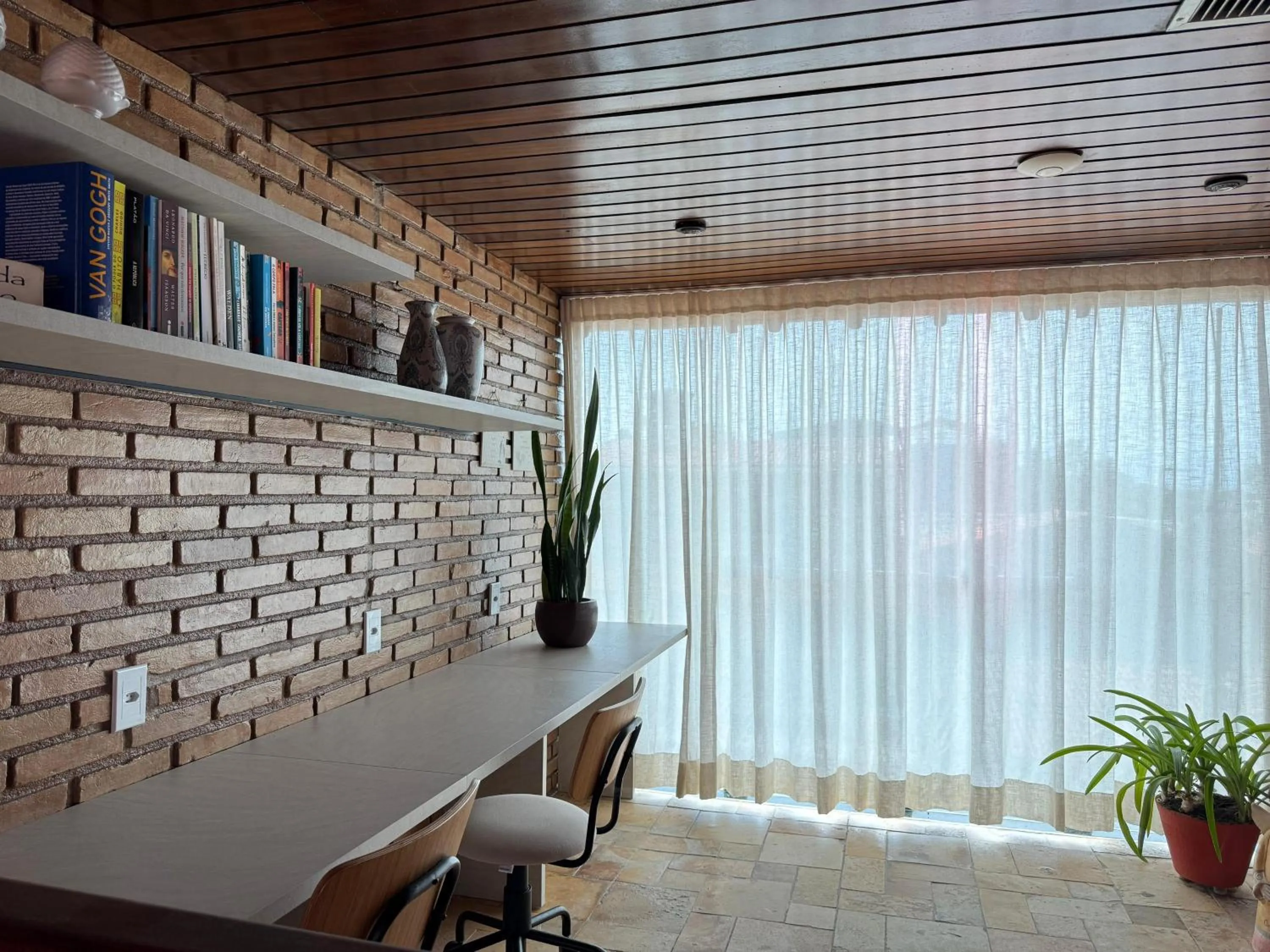 Business facilities in Hotel Areias Belas