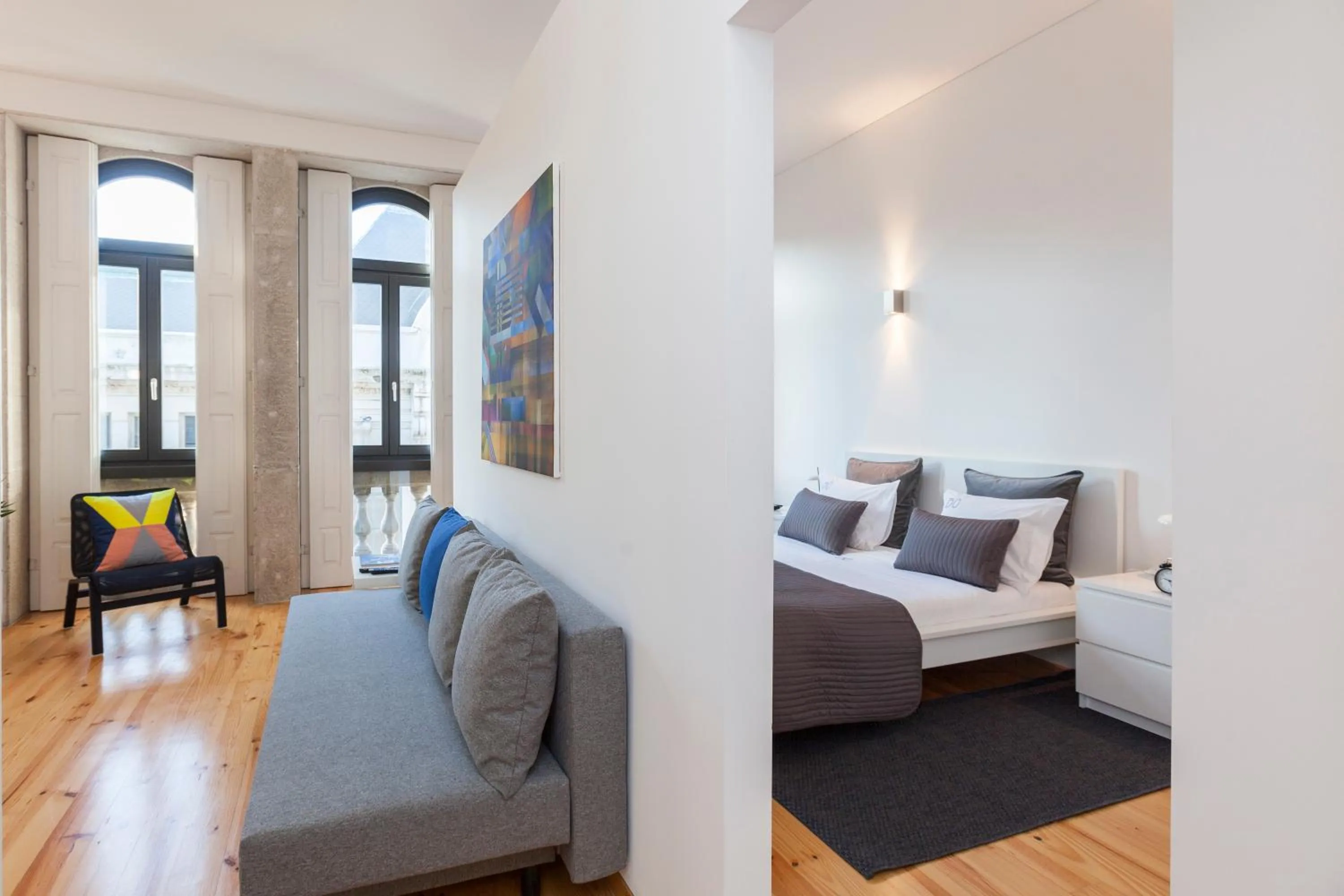 Living room, Bed in BO - Bolhão Apartments