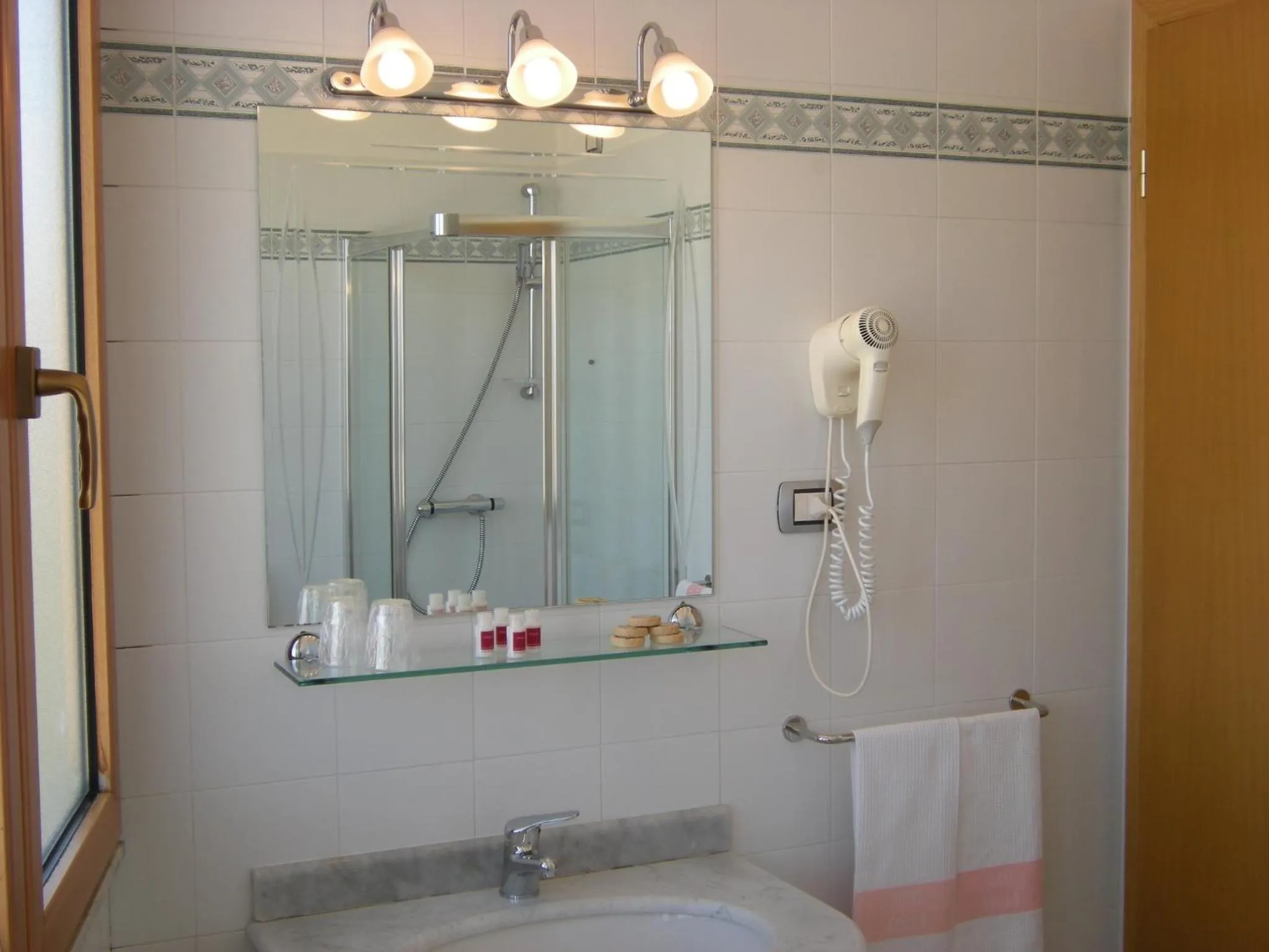 Bathroom in Hotel Grillo