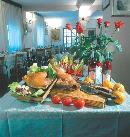 Restaurant/places to eat in Hotel Grillo