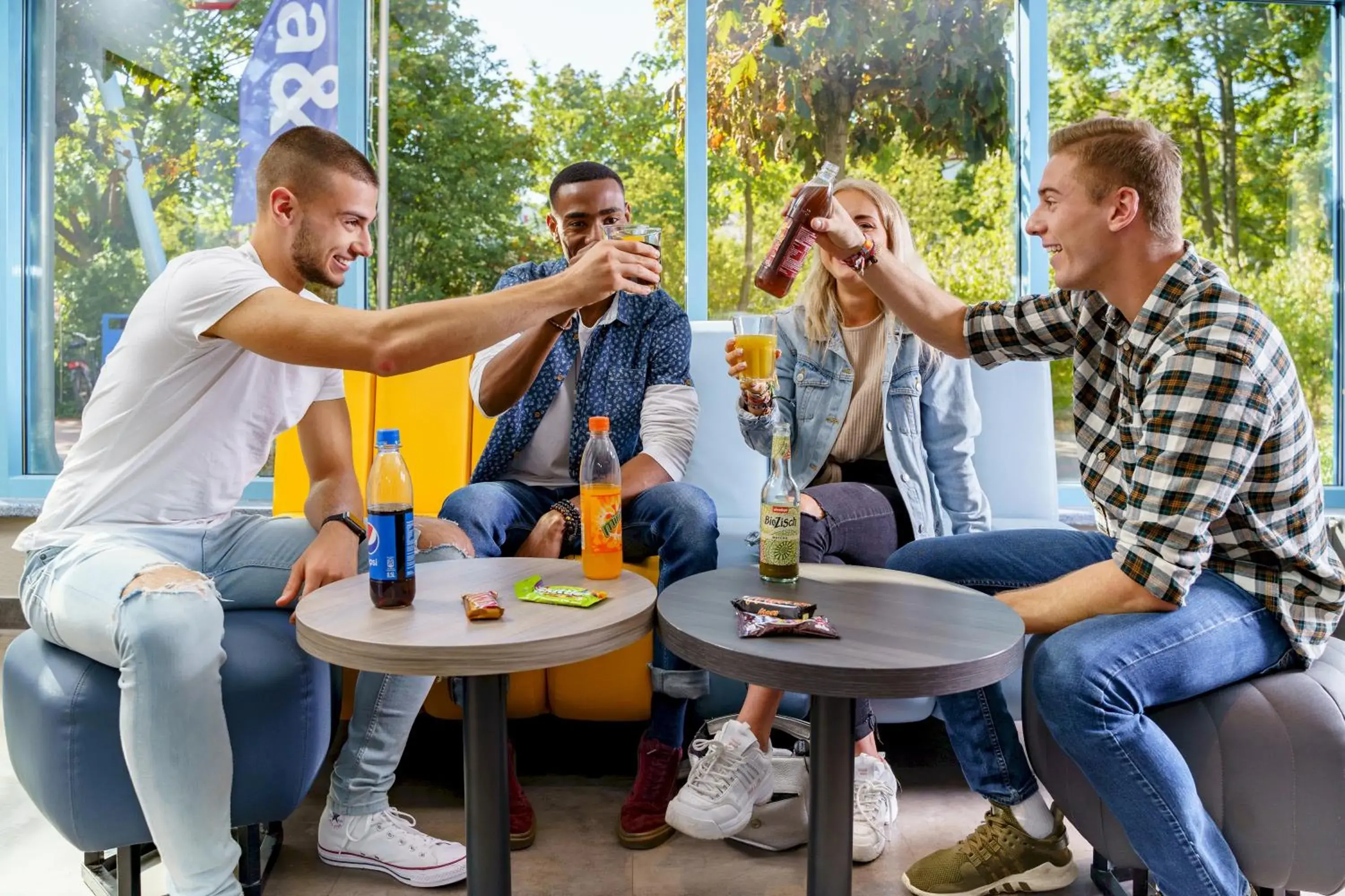 Lounge or bar in a&o Berlin Kolumbus Lounge or bar in a&o Berlin Kolumbus