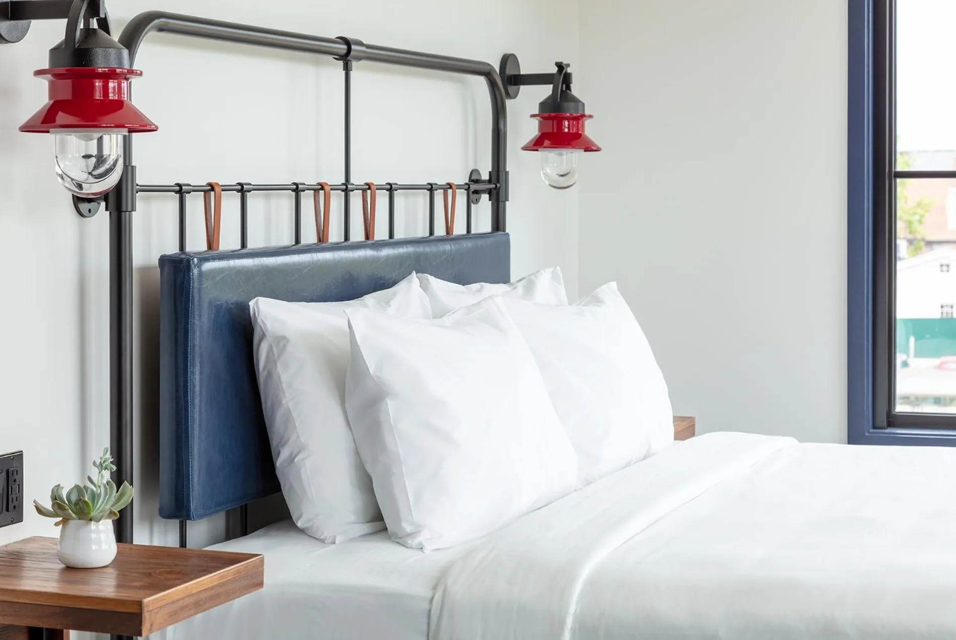 Bed in Hammetts Hotel