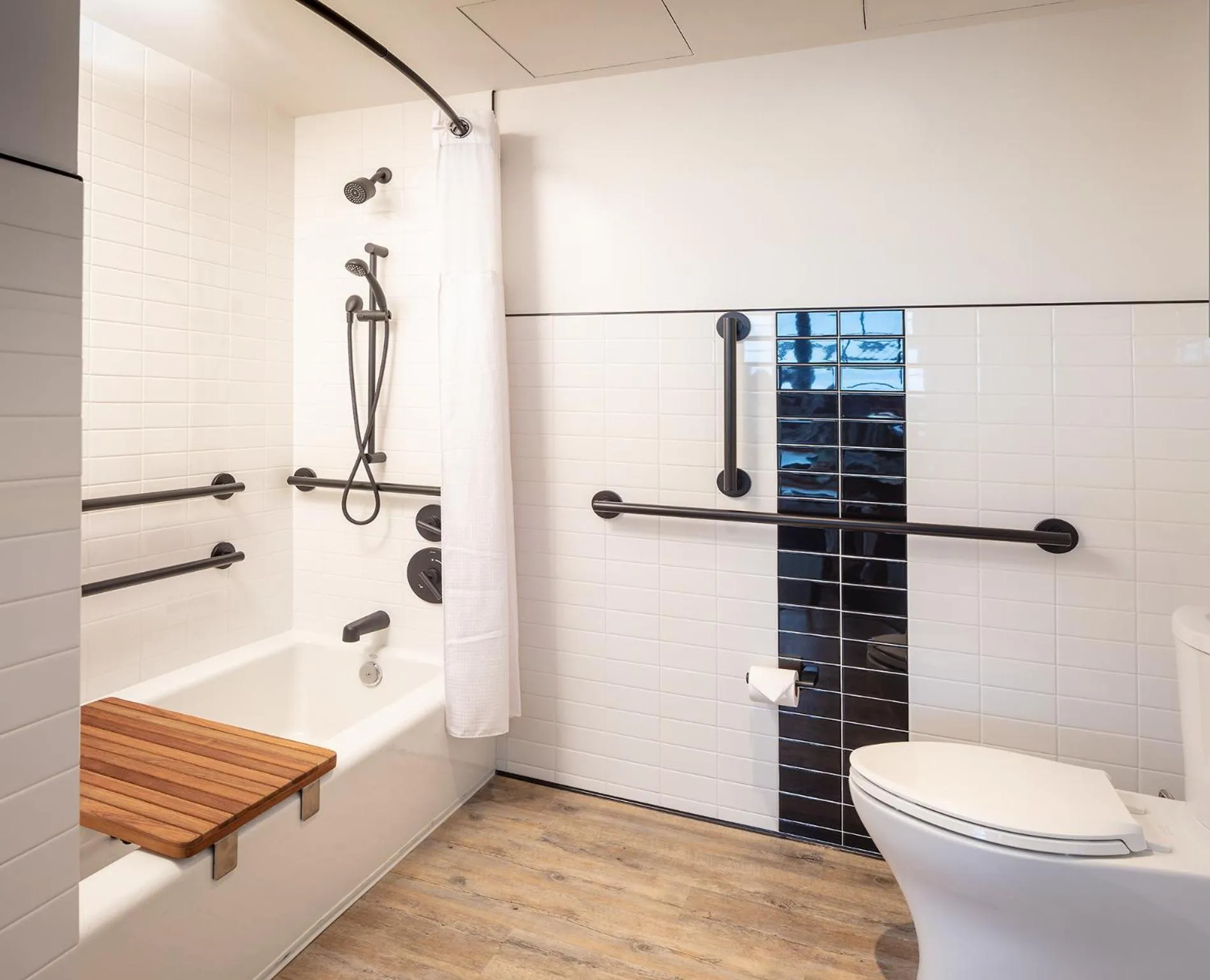 Bathroom in Hammetts Hotel