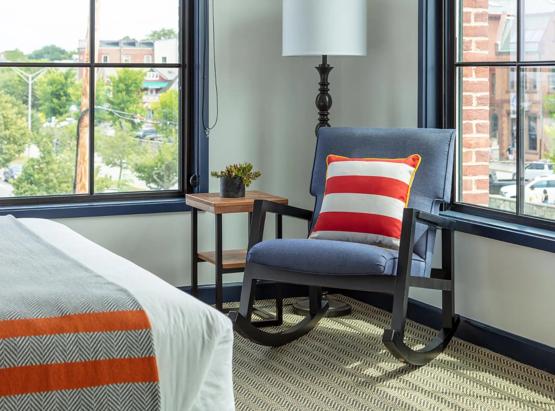 Seating area, Bed in Hammetts Hotel