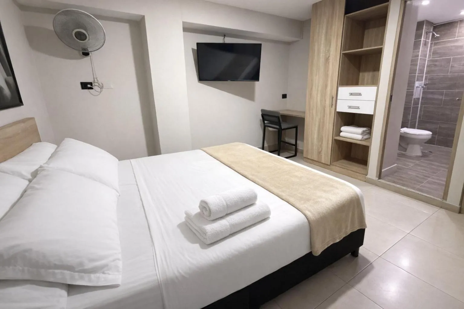 HOTEL MEDELLIN CENTRAL