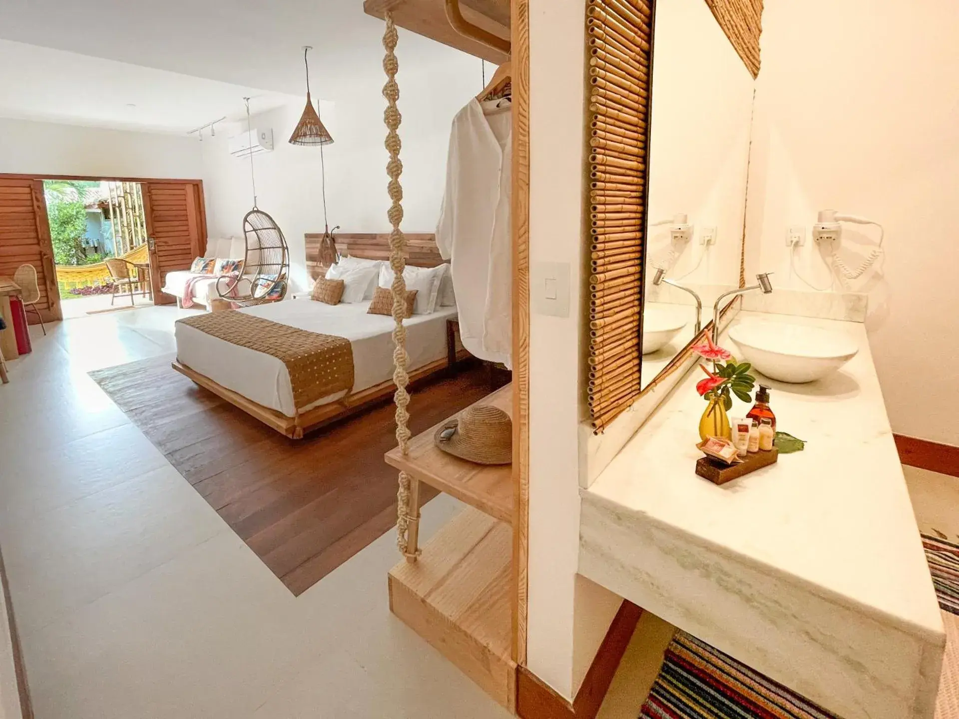 Tropical Suite Garden View in Pousada Encanto da Lua Tropical Suite Garden View in Pousada Encanto da Lua