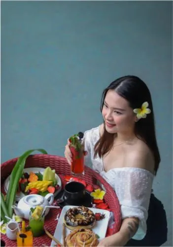 Swimming pool in Luxury Malioboro Hotel