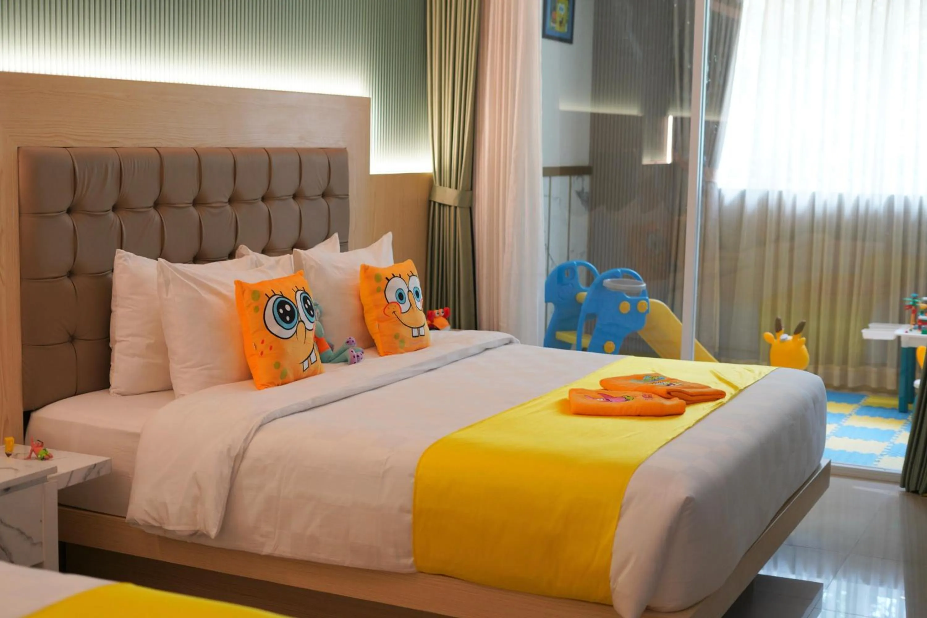 Bedroom, Bed in Luxury Malioboro Hotel