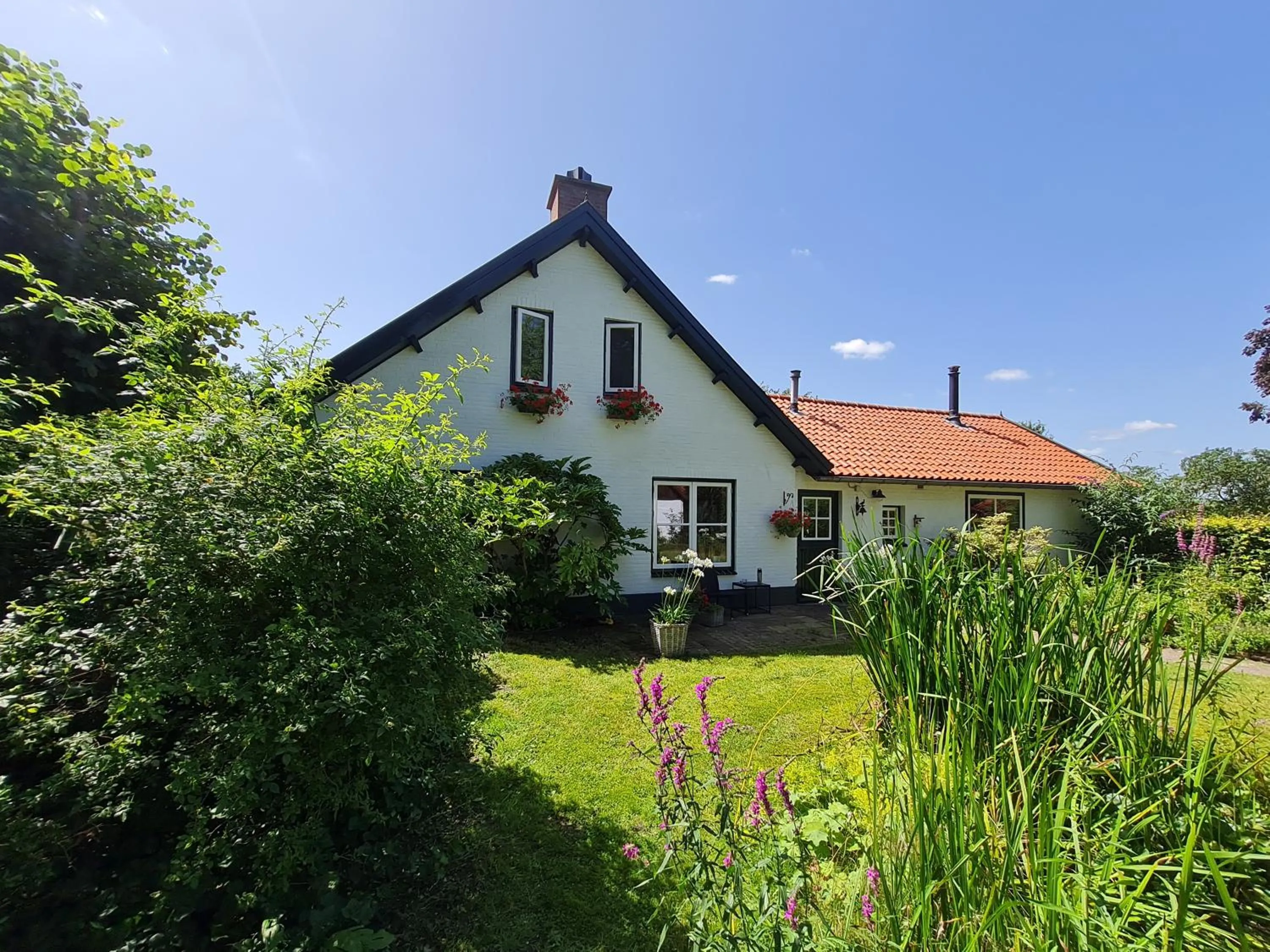 Property building in B&B en vakantiehuis Helene Hoeve