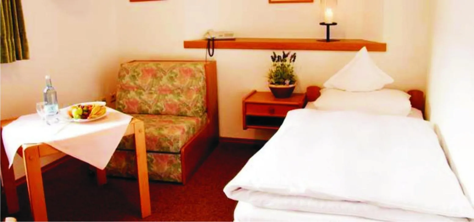 Photo of the whole room, Bed in Zur Mühle